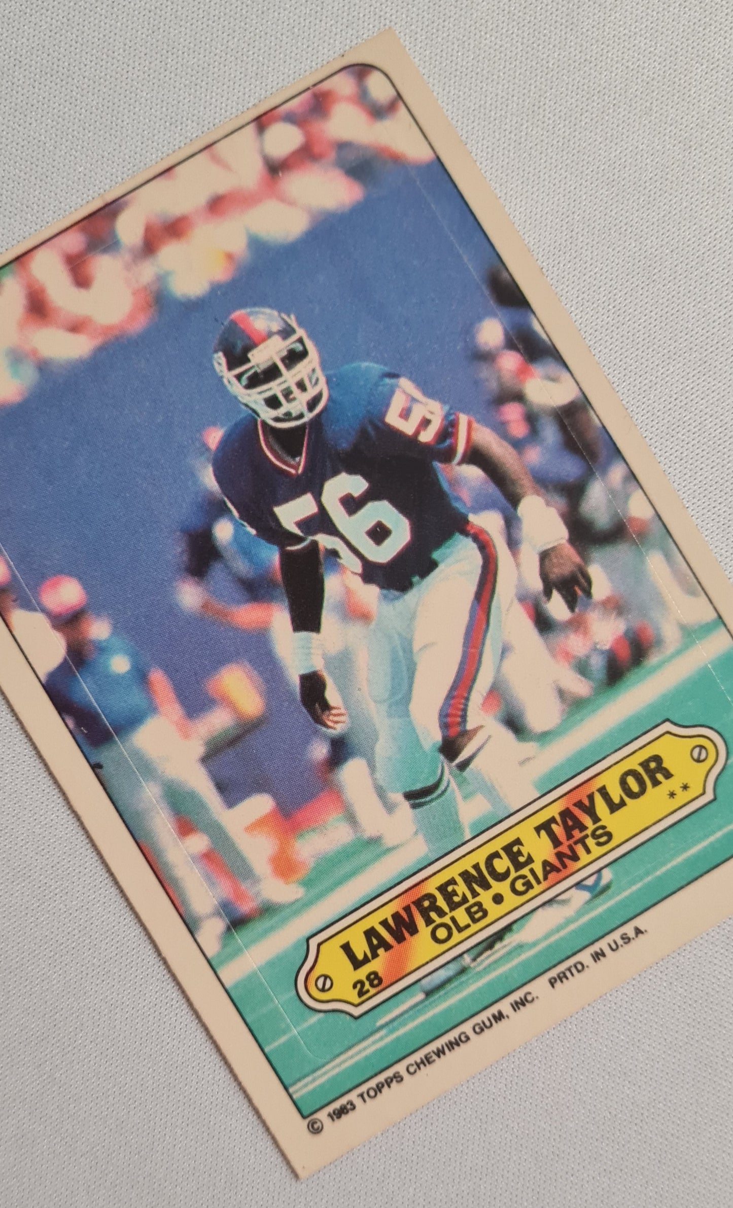 Lawrence Taylor - 1983 Topps Chewning Gum Set/Single card - OLB #28 New York Giants