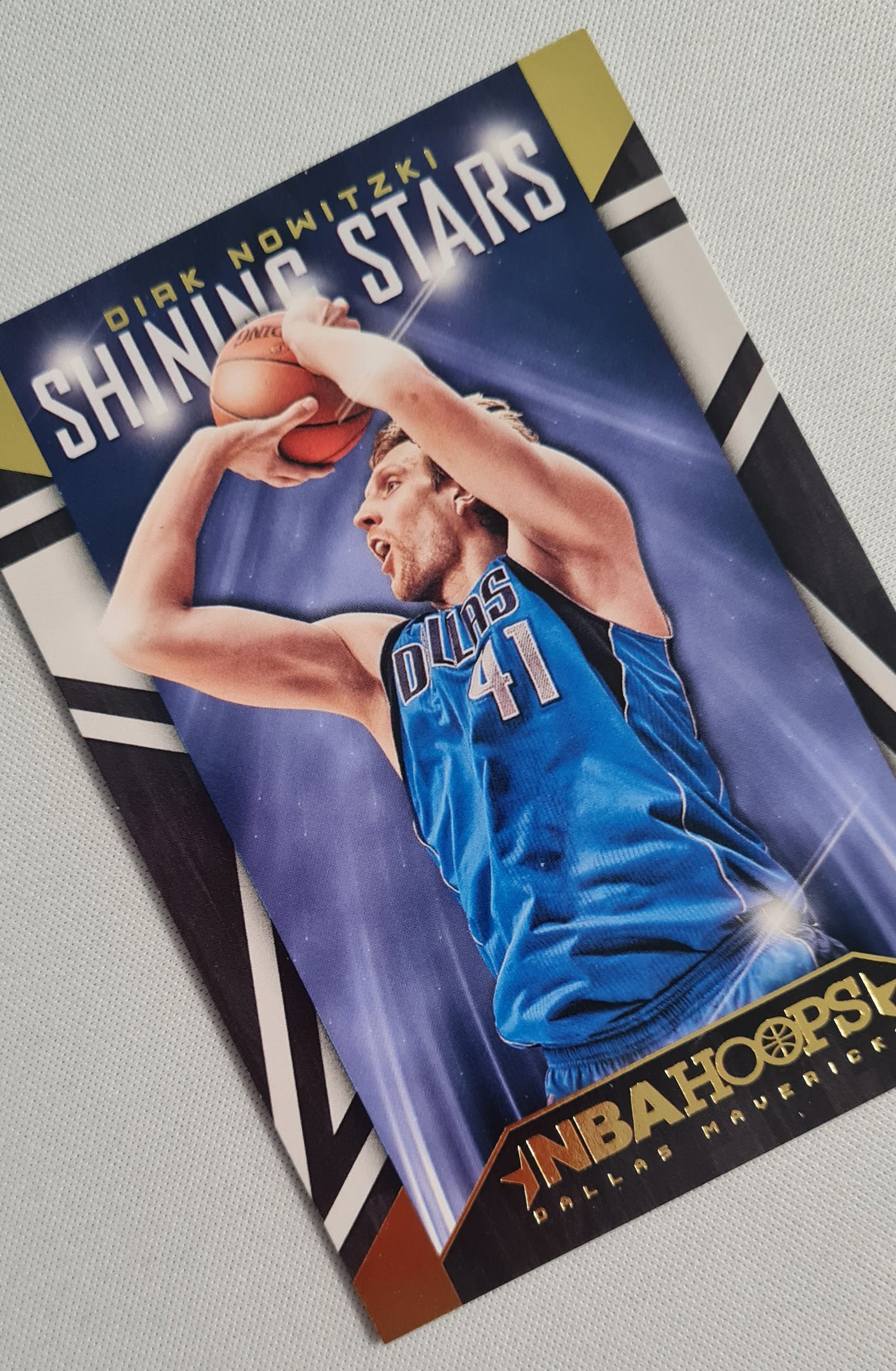 Dirk Nowitzki - 2014 Panini Hoops Basketball NBA Dallas Mavericks #9
