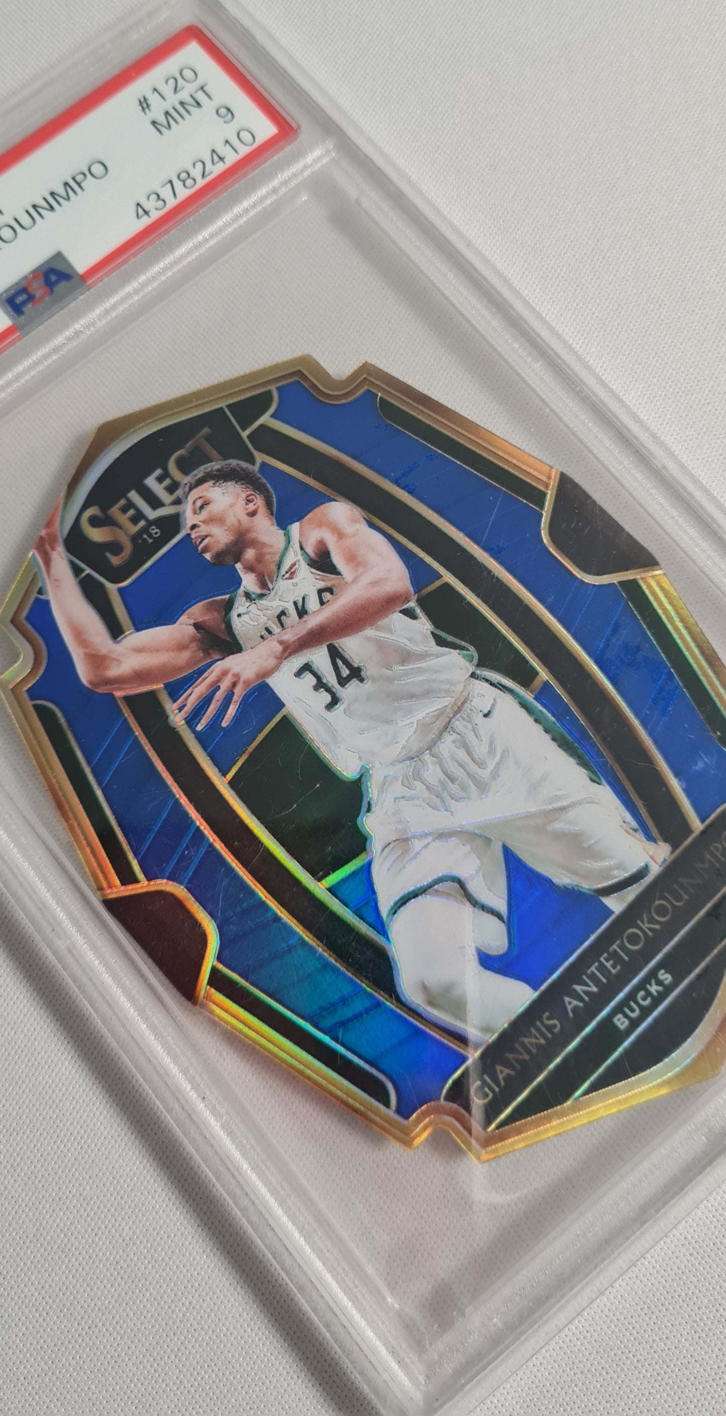 Giannis Antetokounmpo - 2018 Panini Select #120 Blue Die - Cut PSA 9