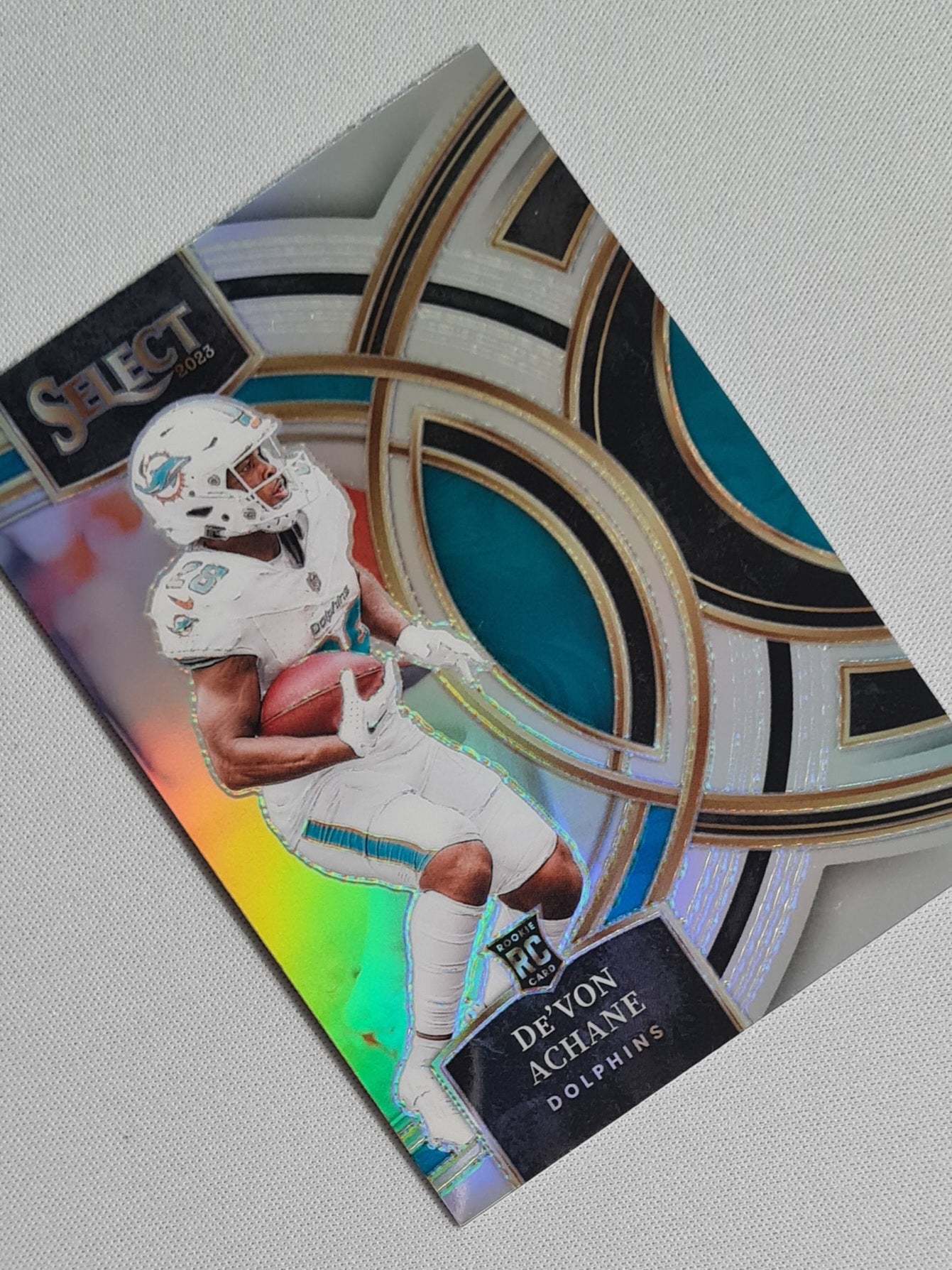 De'Von Achane - 2023 Panini Select Premier Level Silver Prizm #176 Miami Dolphins