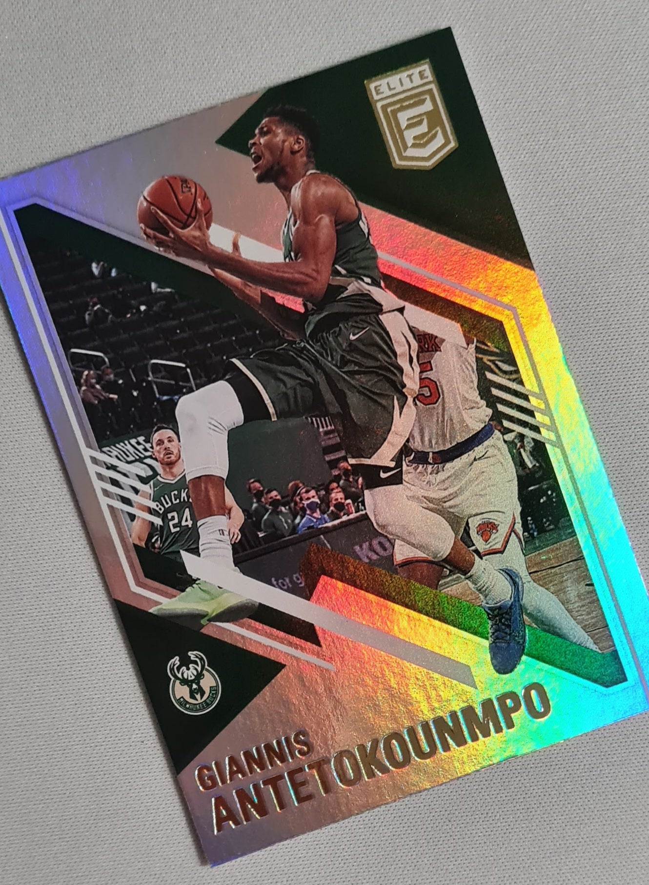 Giannis Antetokounmpo - 2020/21 Panini Donruss Elite Basketball NBA #25 Holo