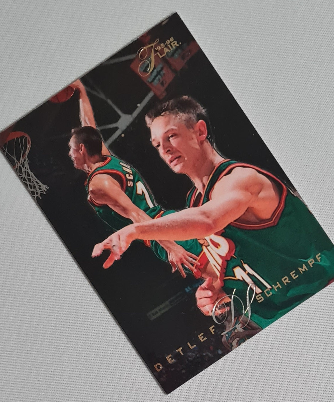Detlef Schrempf - 1996 Fleer Skybox NBA Sonics Flair 95-96 NBA Basketball #190