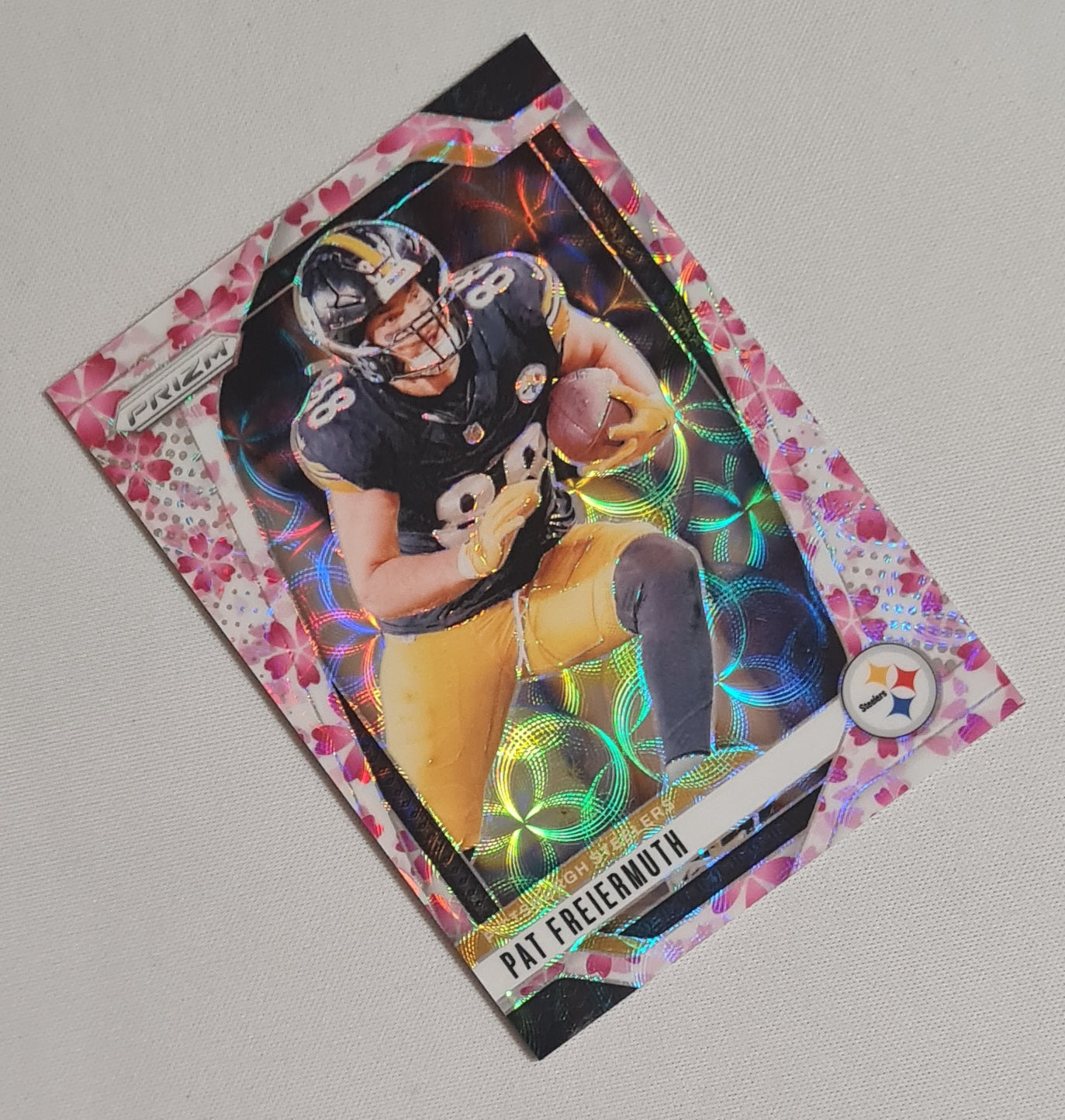 Pat Freiermuth - 2024 Panini Prizm Football NFL Pittsburgh Steelers Football #244 Cherry Blossom /15