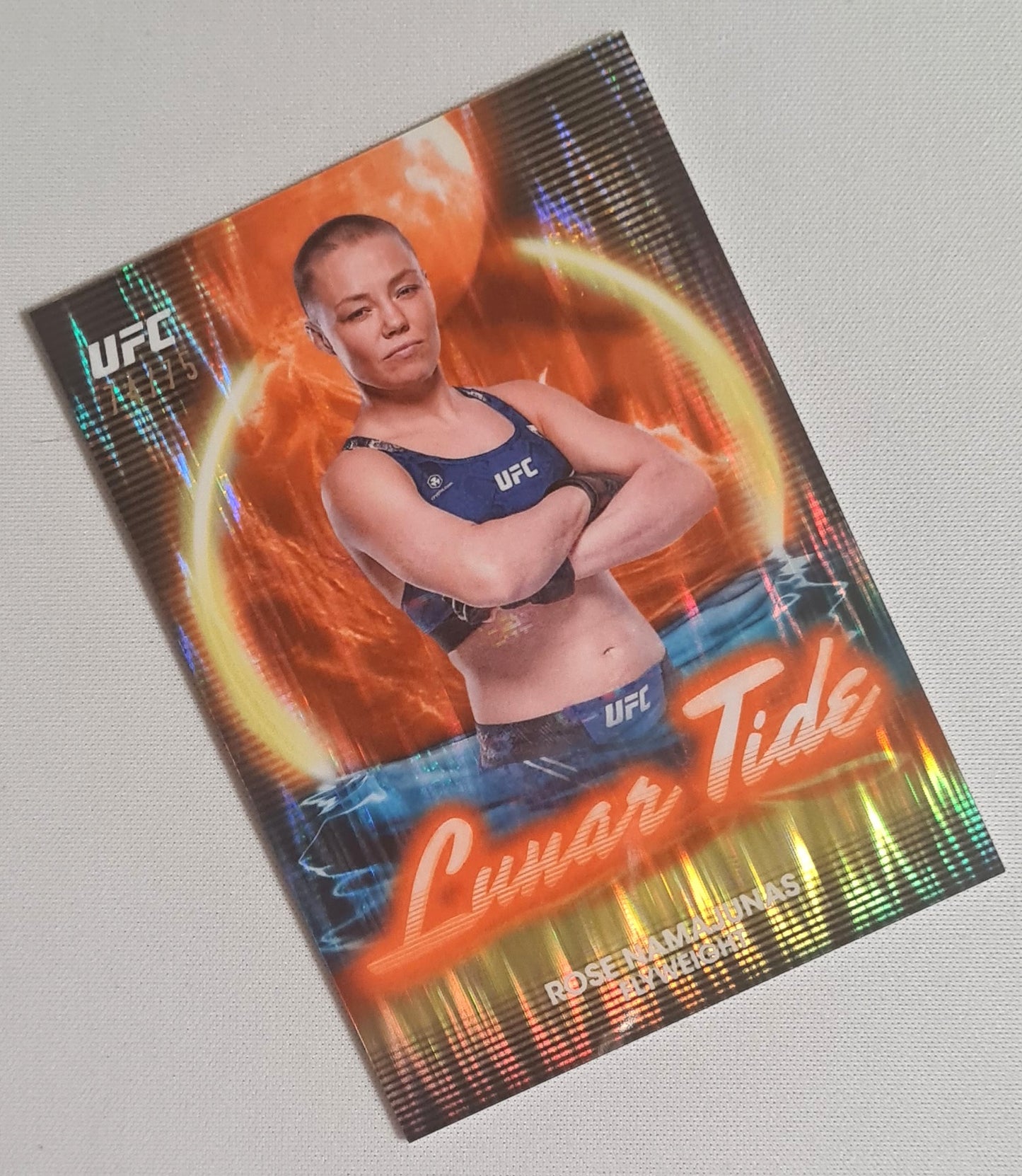 Rose Namajunas - 2025 Topps UFC Fighter Flyweight Midnight #LT-10 Lunar Tide Dusk/ 75