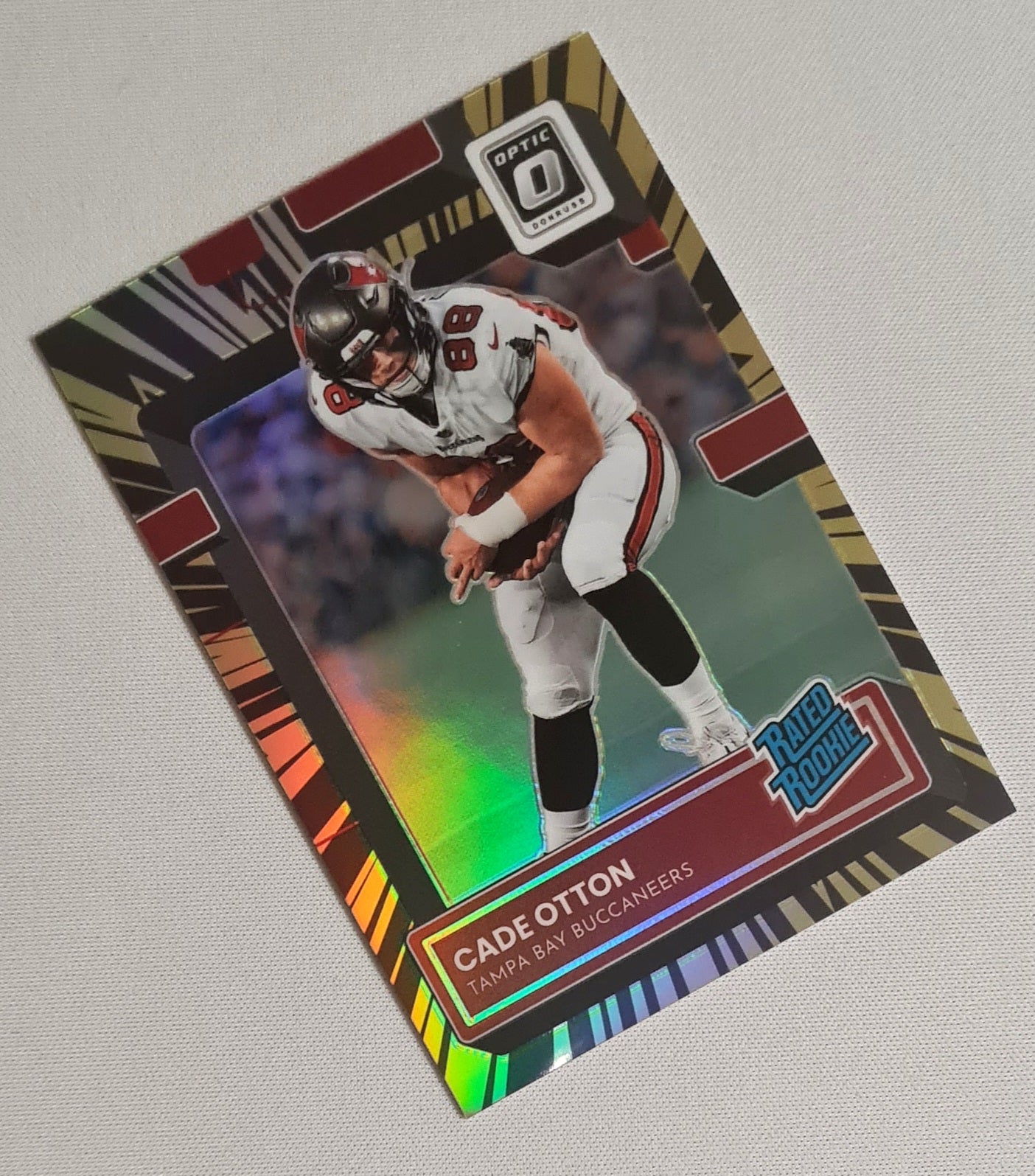Cade Otton - 2022 Panini Donruss Optic Football NFL Buccaneers Rated Rookie #293 Electricity Prizm /65