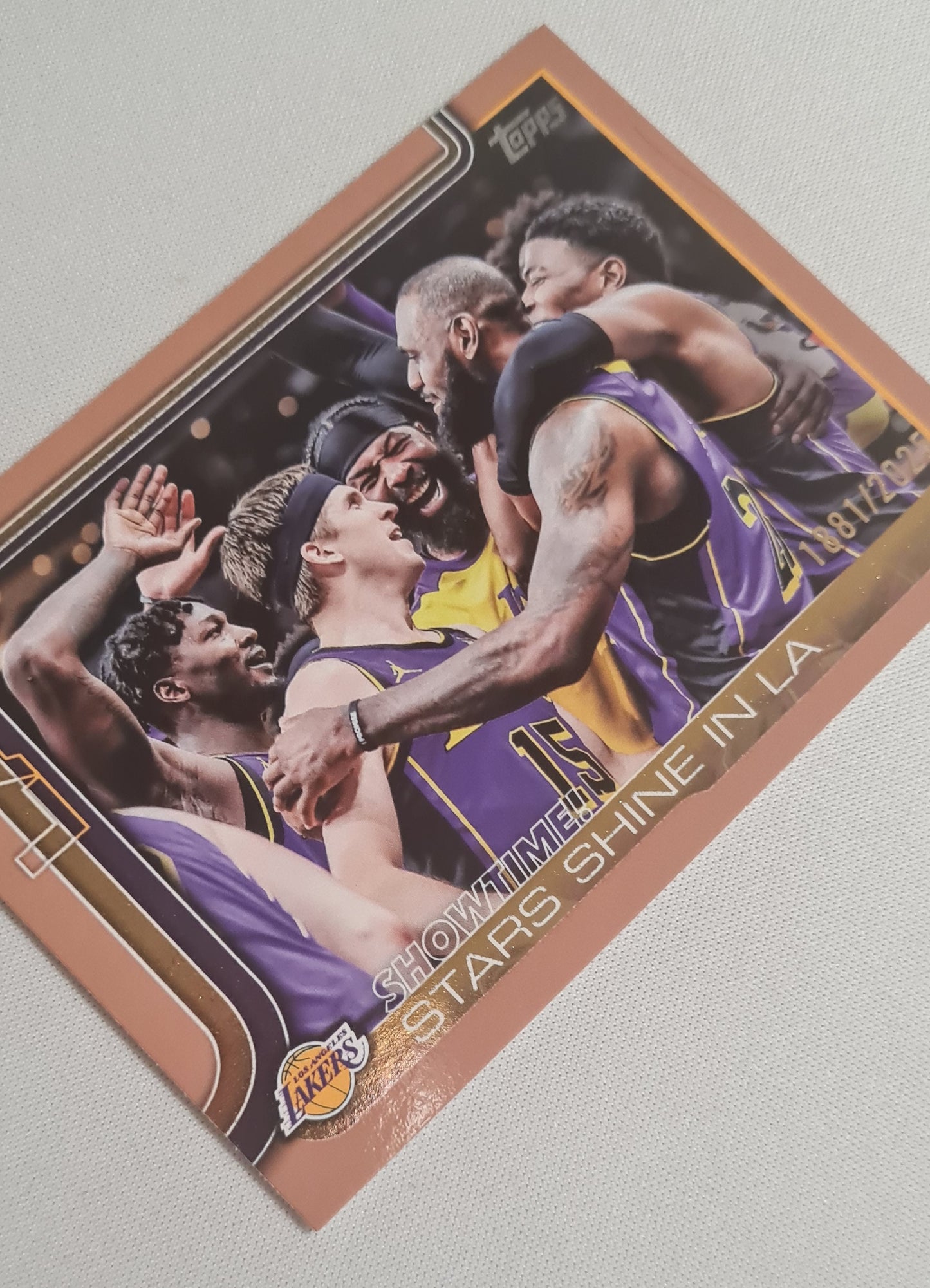 L.A. Lakers - 2025 Topps NBA Los Angeles Lakers - Showtime! - Stars Shine in LA #293 /2025