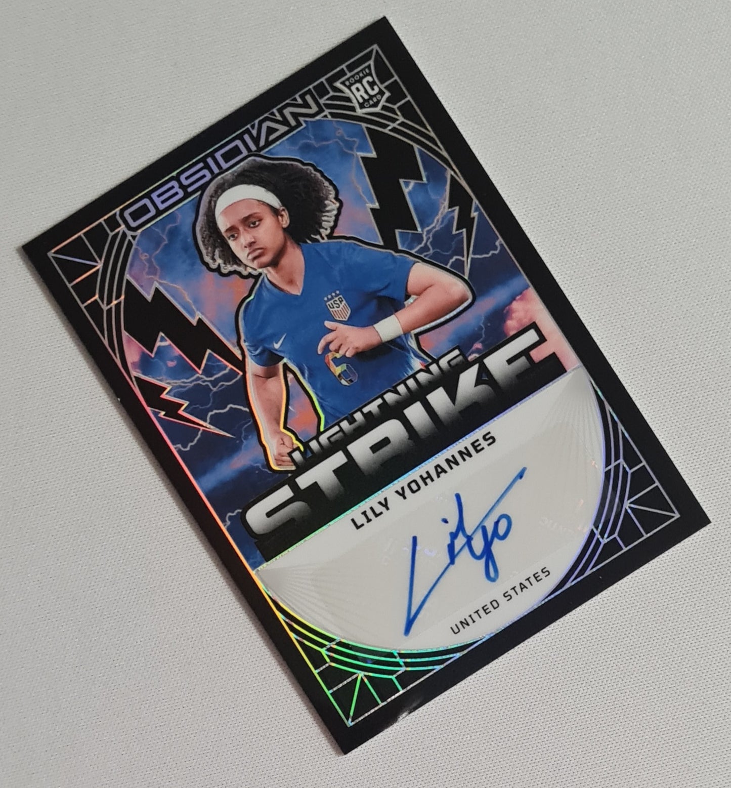 Lily Yohannes - 2024/25 Panini Obsidian Lightning Strike Soccer Team USA (RC) #LS-LYH /199 /Autograph