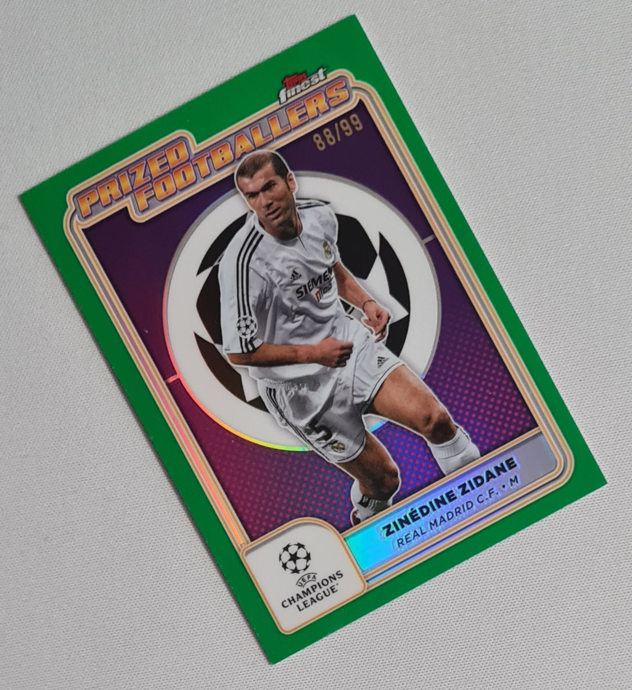 Zinedine Zidane - 2025 Topps Prized Footballers Real Madrid C.F. (CL) #PF-6 /99 Green Refractor