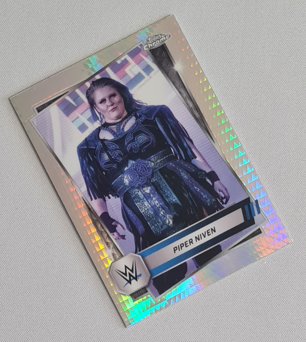 Piper Niven - 2025 Topps WWE Wrestling Smack Down #152 Prizm Refractor