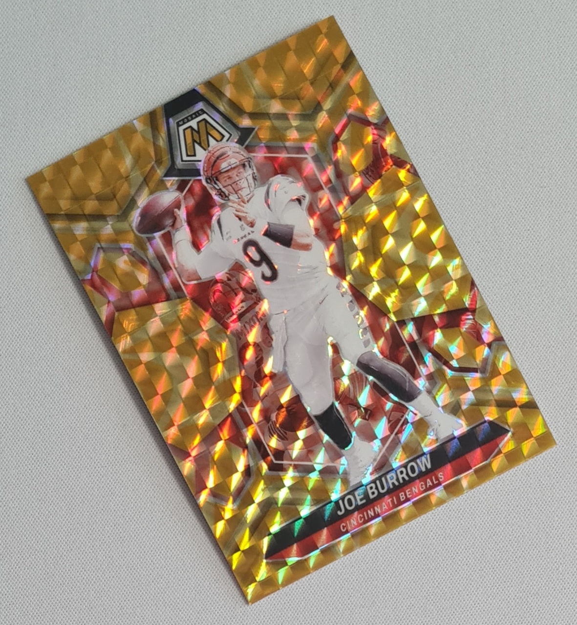 Joe Burrow - 2024 Panini Mosaic Yellow #43 Cincinnati Bengals