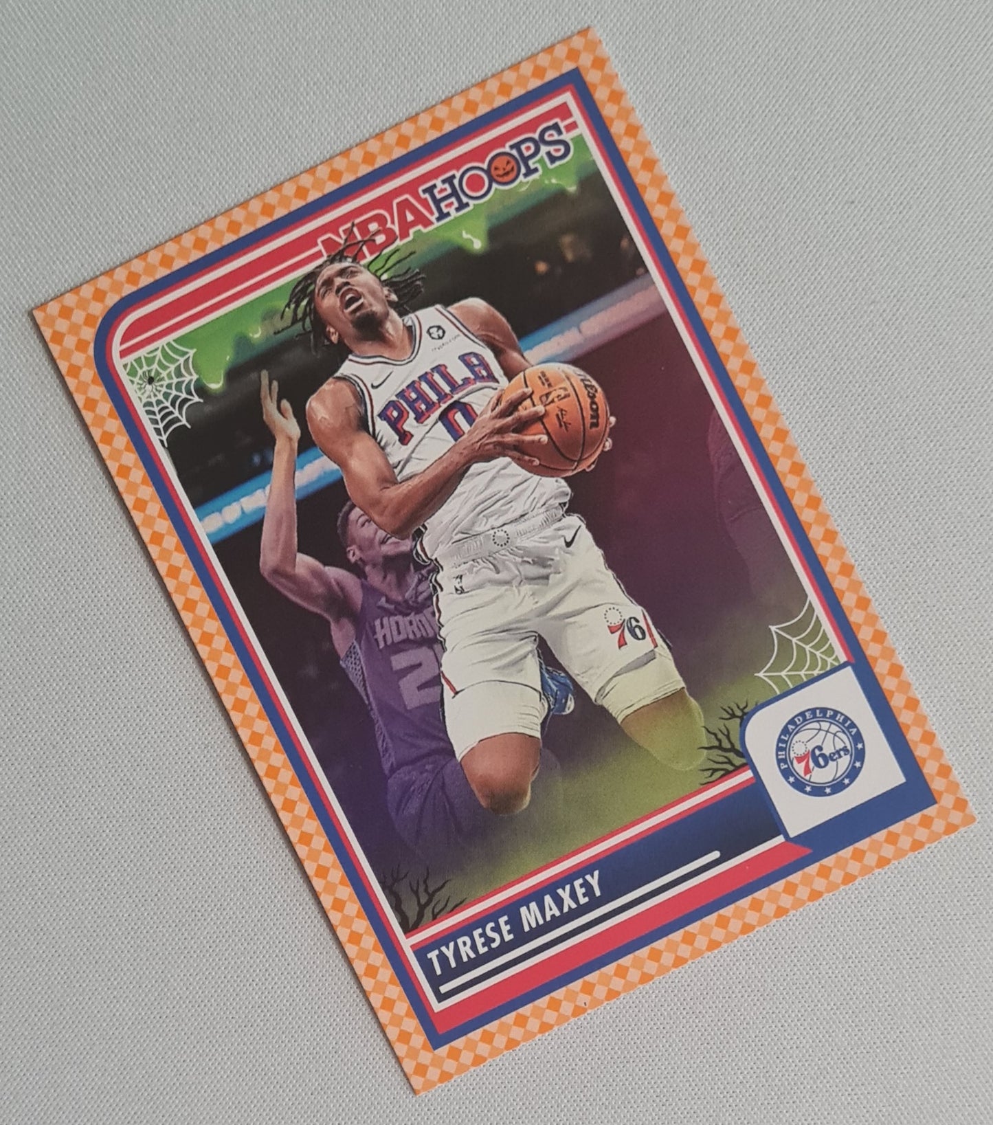 Tyrese Maxey - 2023/24 Panini Haunted Hoops Orange Pumpkin #144 Philadelphia 76ers