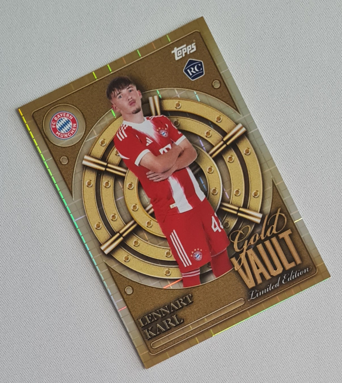 Lennart Karl - 2025 Topps Bayern Munich Collector Tin Gold Vault #GV-3