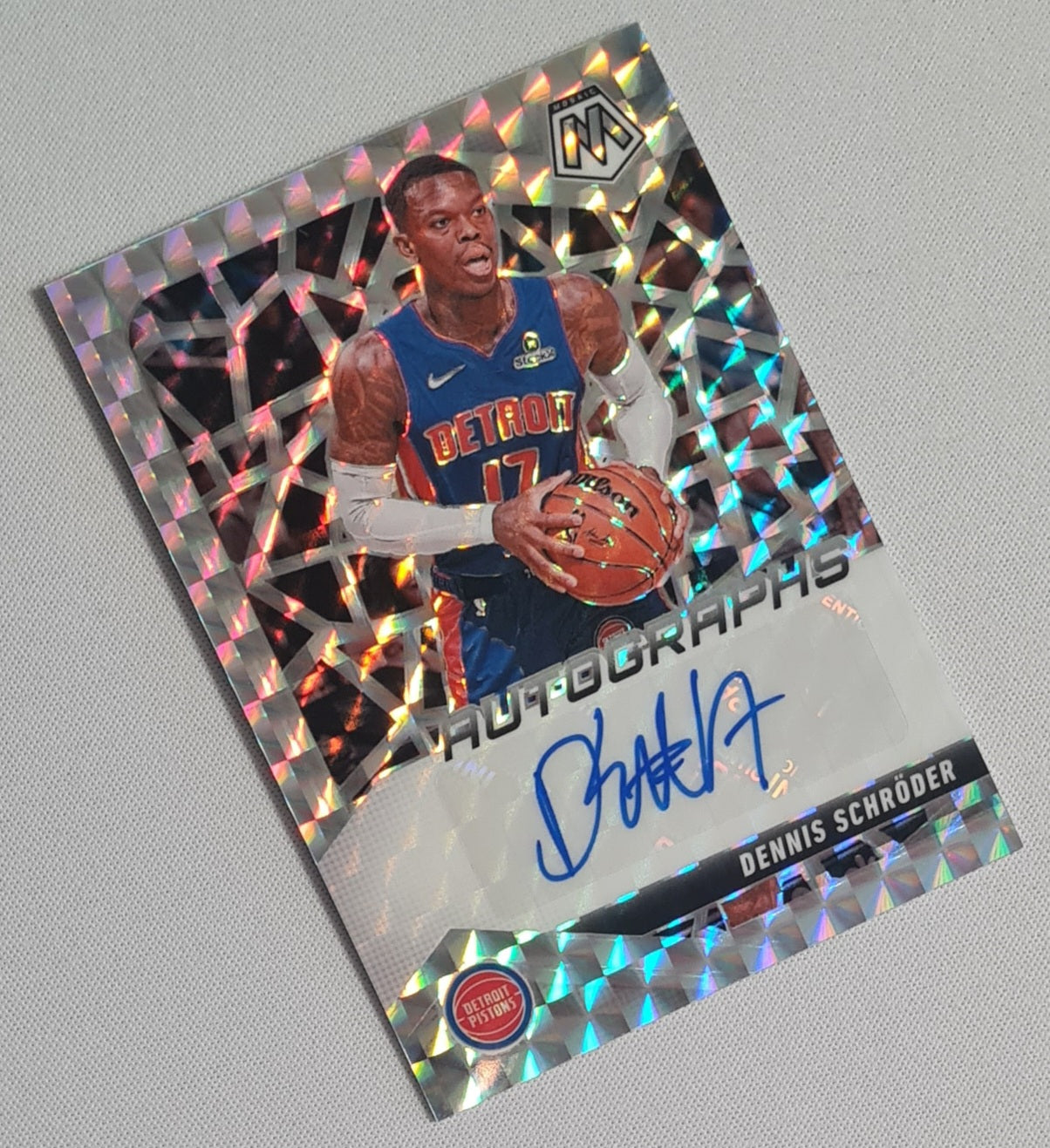 Dennis Schroder - 2024/25 Panini Mosaic Autographs #AM-DEN Detroit Pistons