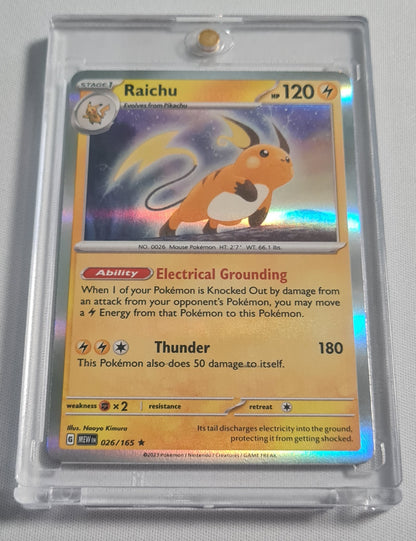 Raichu - 2023 Pokemon Stage 1 - Holo Refractor 026/165 HP120 - TCG Scarlet & Violet 151 Holo Rare