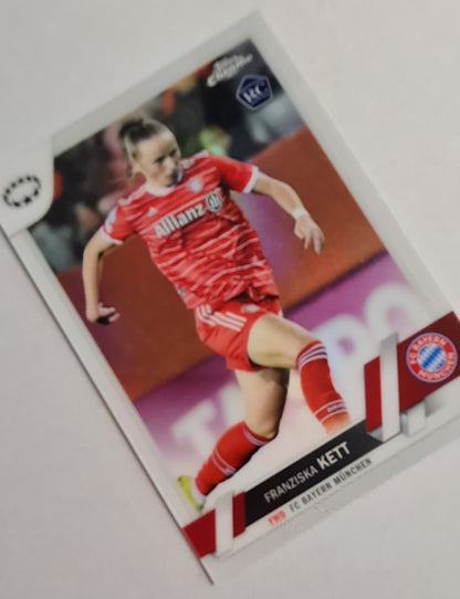 Franziska Kett - 2023 Topps Chrome #95 (RC) FC Bayern Munchen Women Champions League Refractor