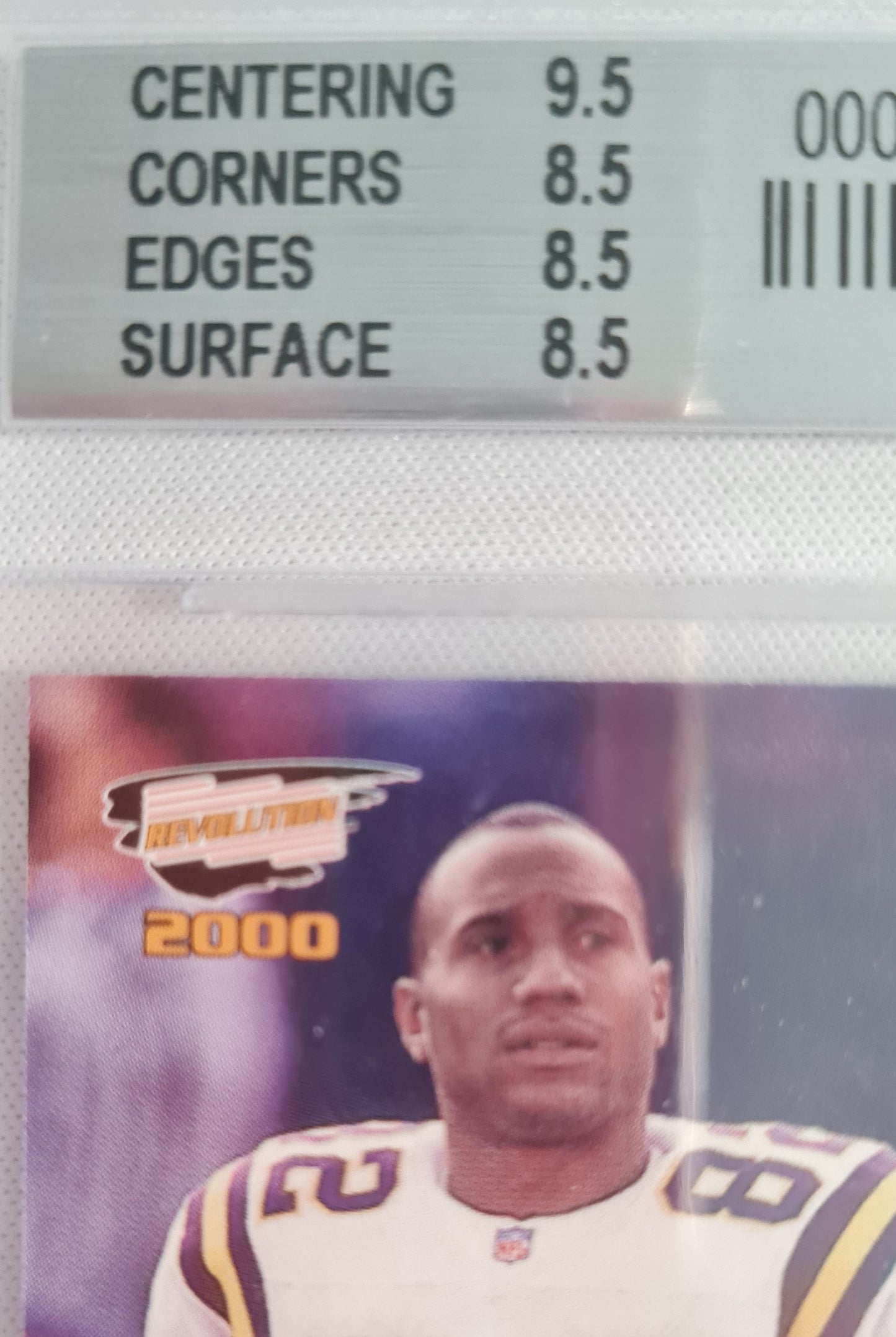 Troy Walters - 2000 Revolution #140 (RC) Beckett 8.5 - NFL Vikings