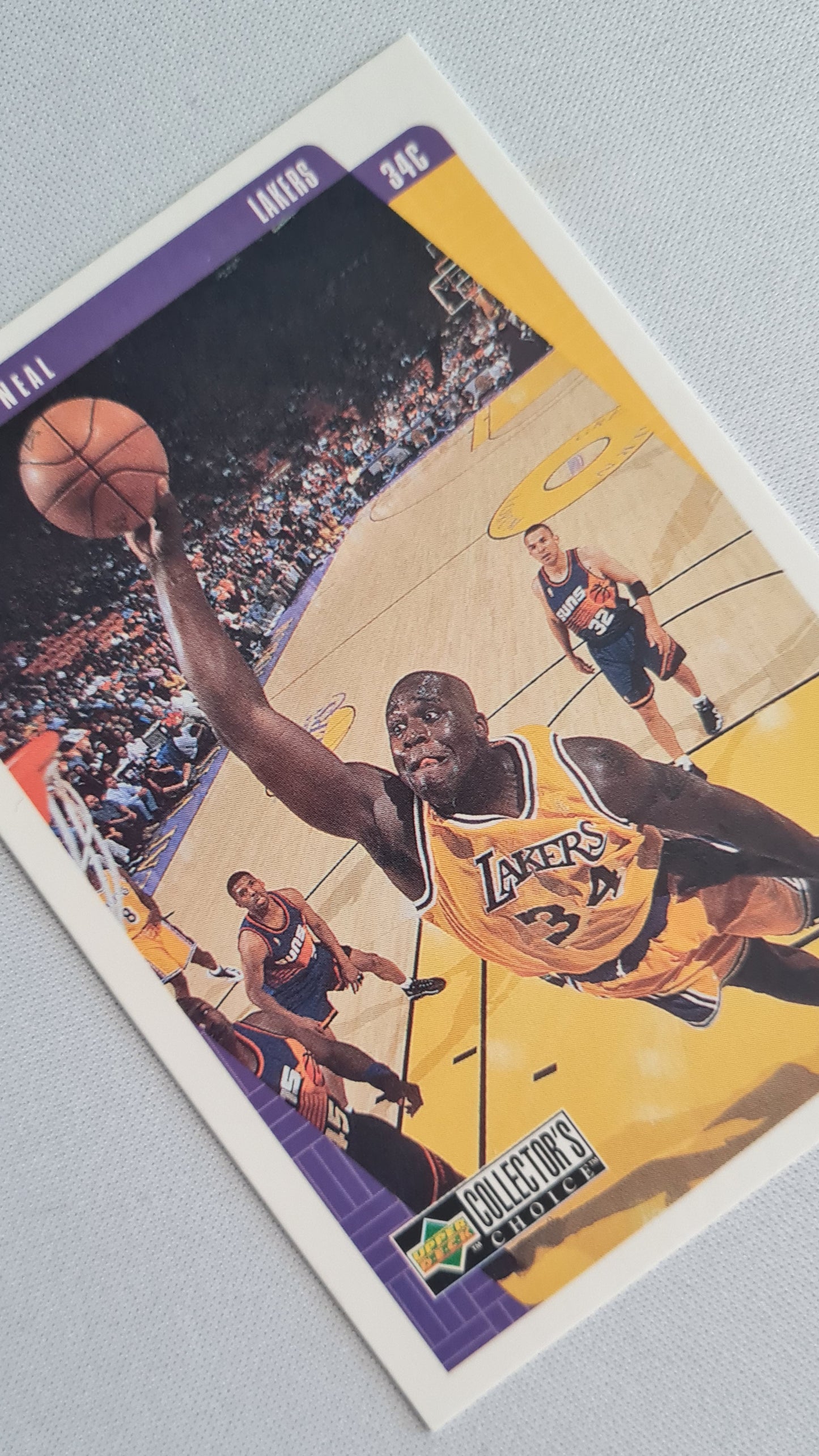 Shaquille O'Neal - 1997 Upper Deck Collector's Choice L.A. Lakers #67 (34C)