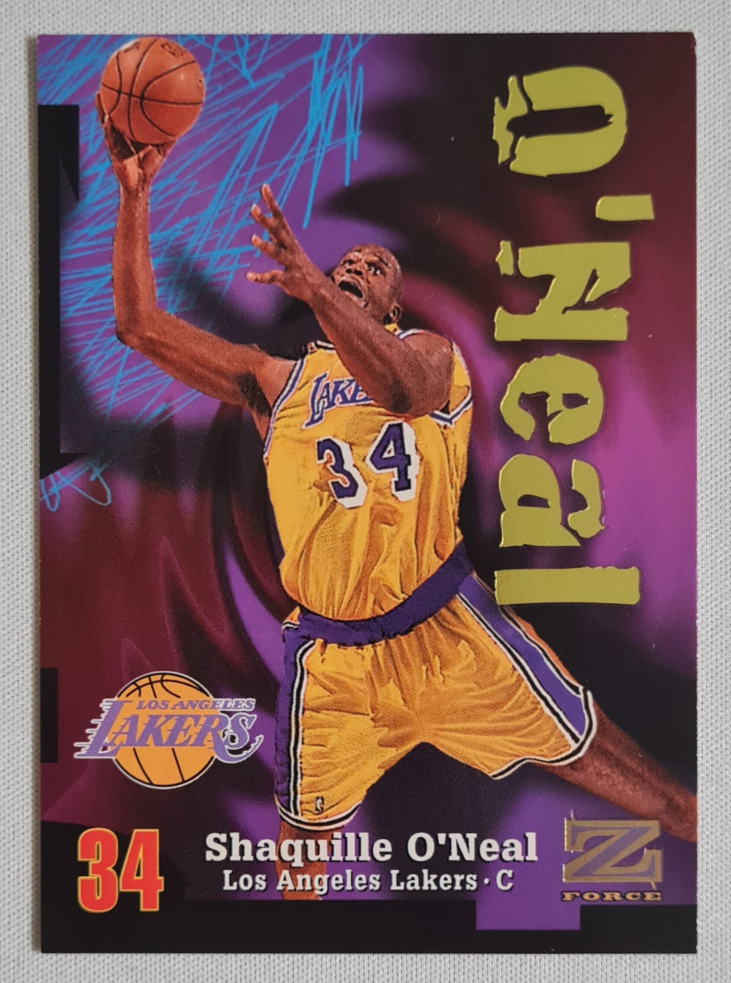 Shaquille O'Neal - 1997 Skybox Z-Force #34 NBA L.A. Lakers