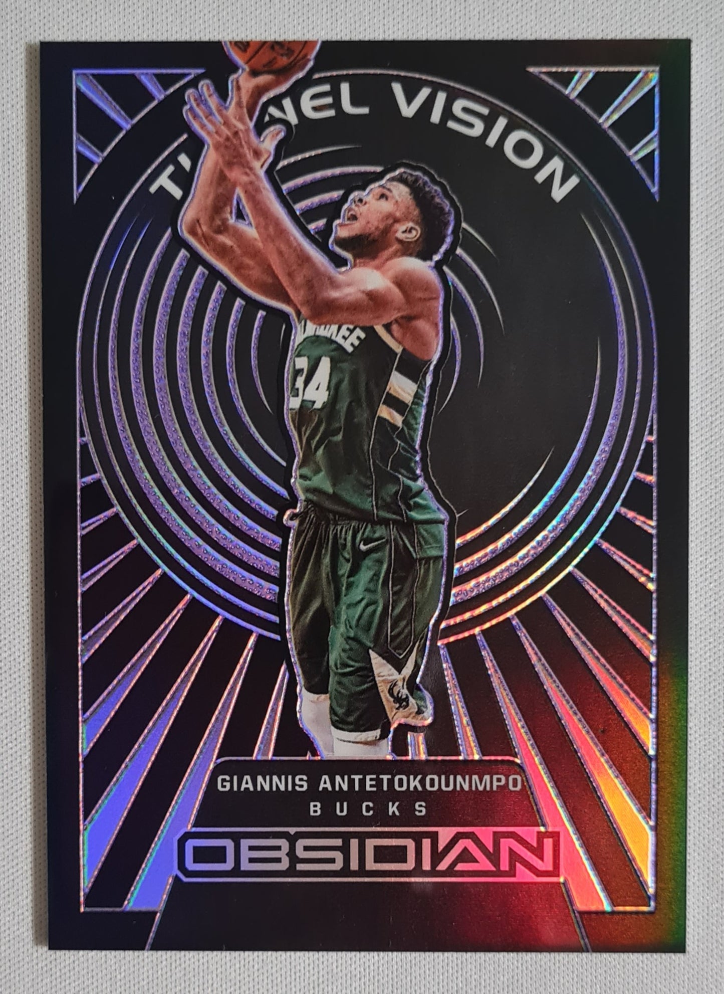 Giannis Antetokounmpo - 2021 Obsidian Tunnel Vision Electric Etch Purple /75 #10