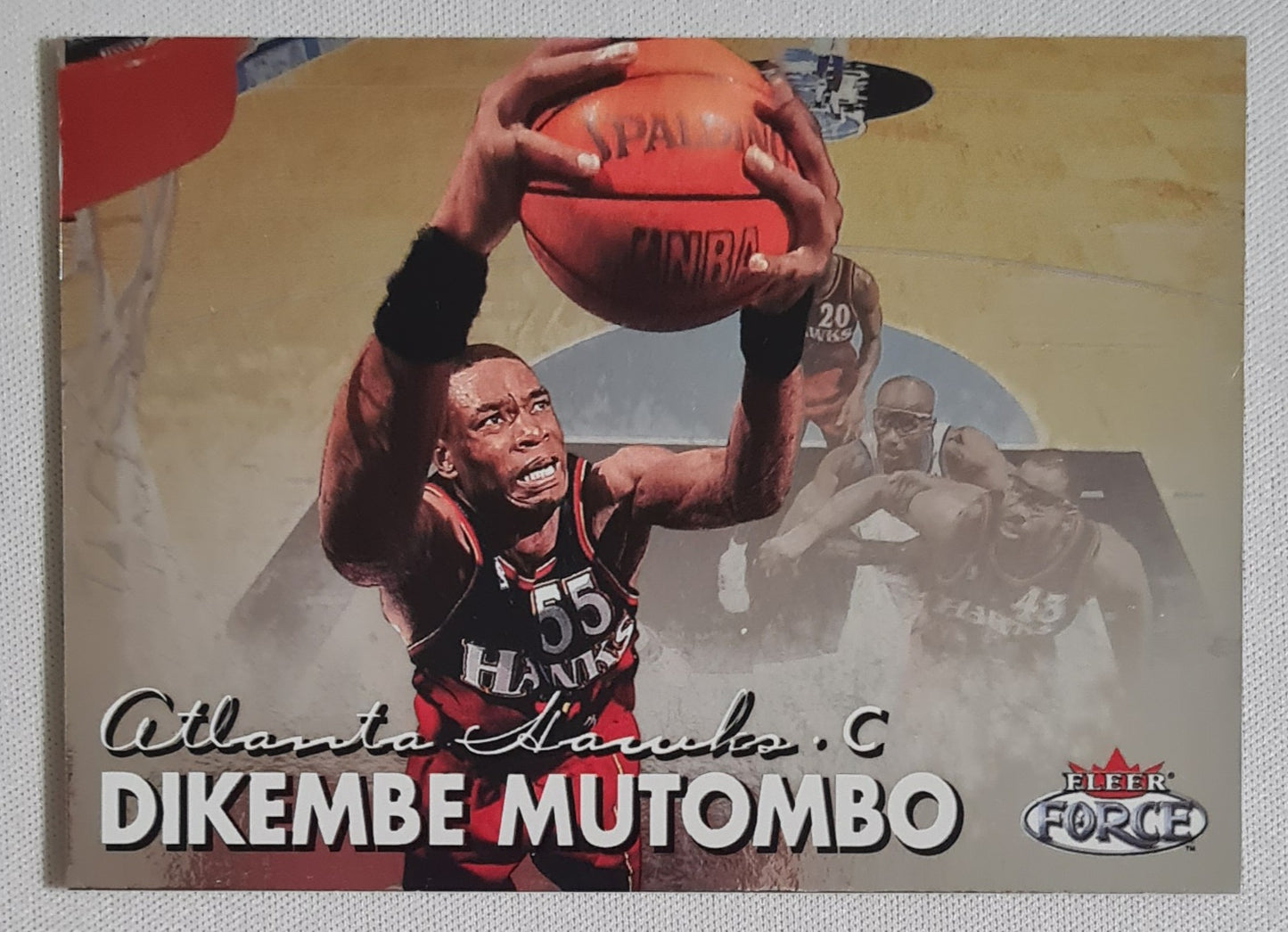 Dikembe Mutombo - 2000 Fleer/SkyBox #129 Fleer Force Atlanta Hawks