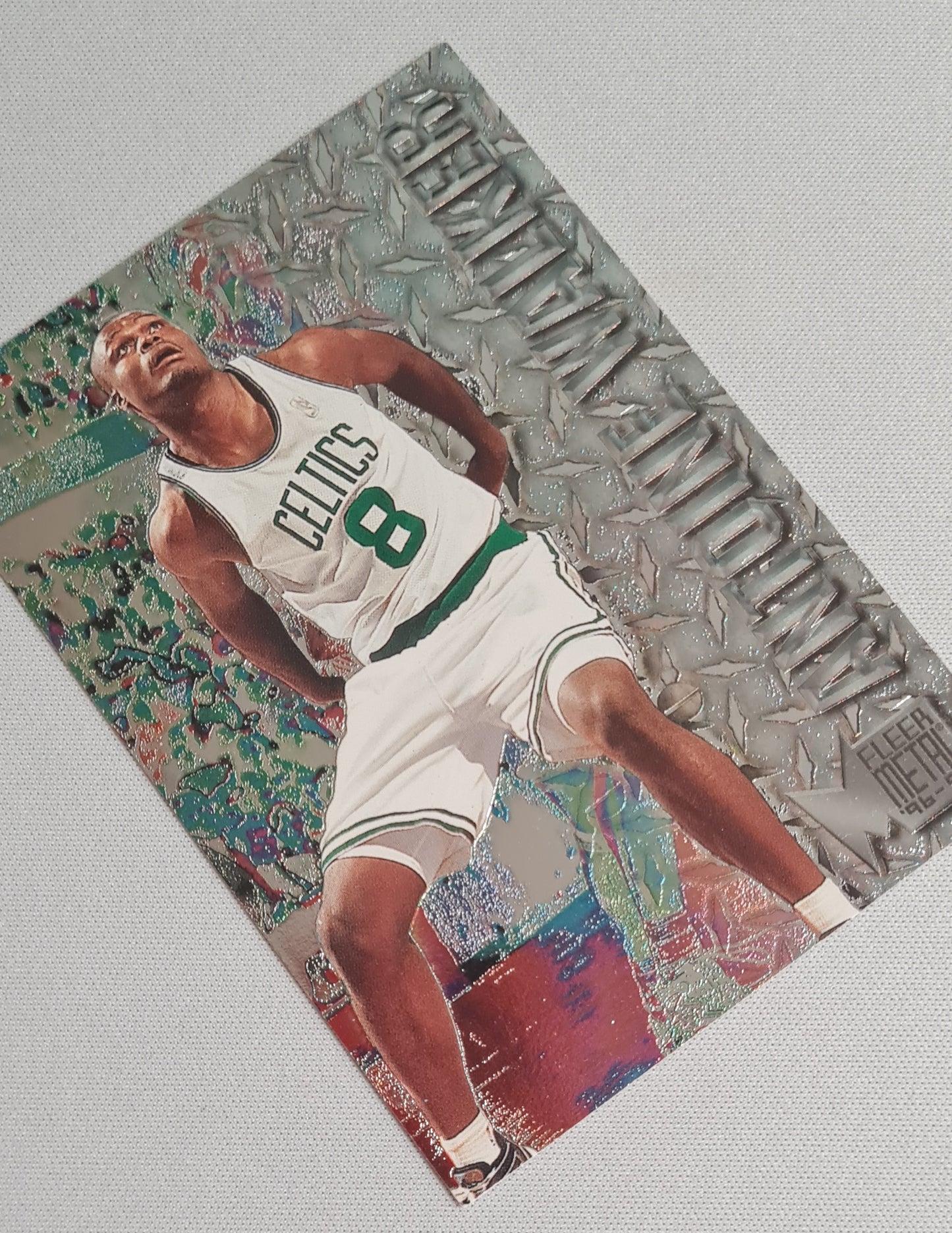 Antoine Walker - 1997 Fleer/Skybox Metal #153 Boston Celtics