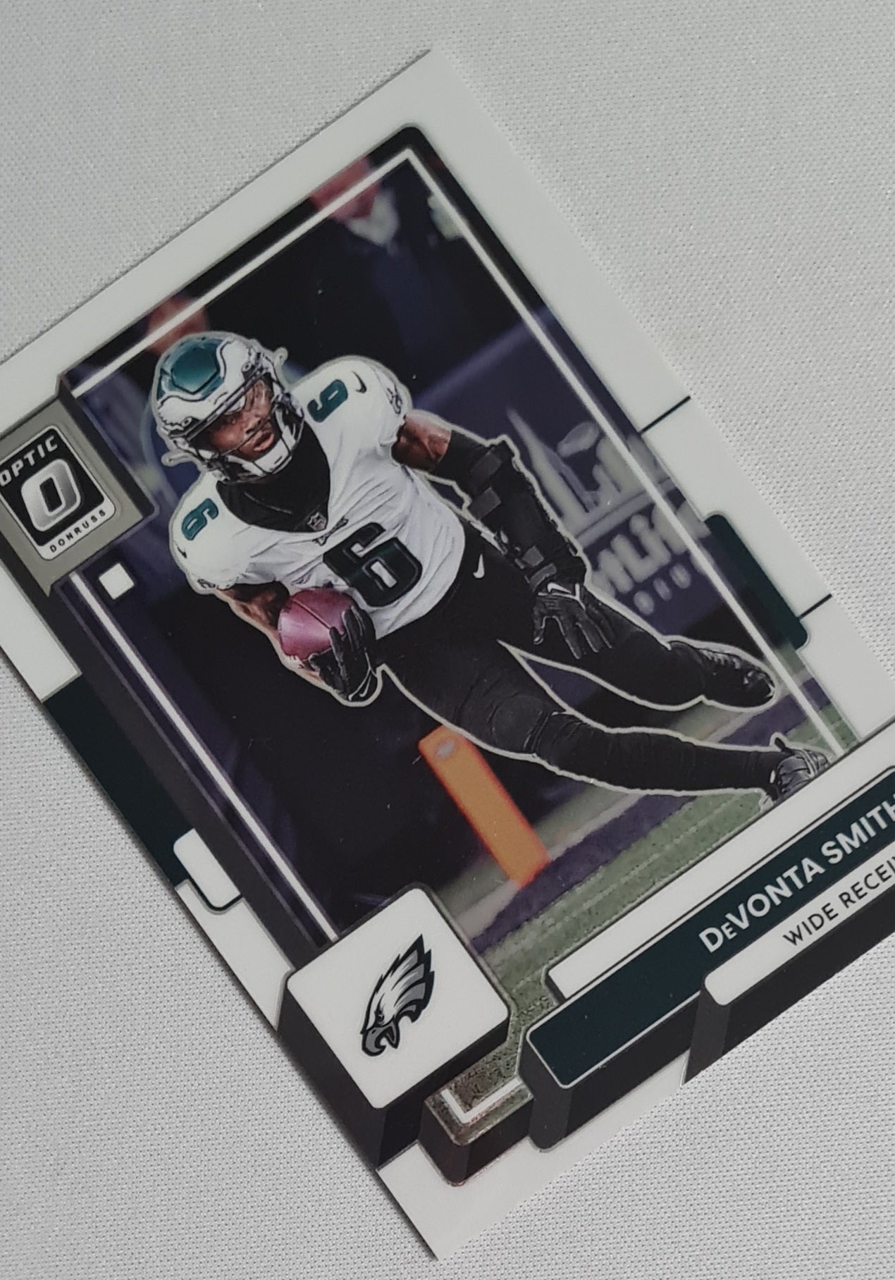 DeVonta Smith - 2022 Panini Donruss Optic Football #160 NFL Philidelphia Eagles