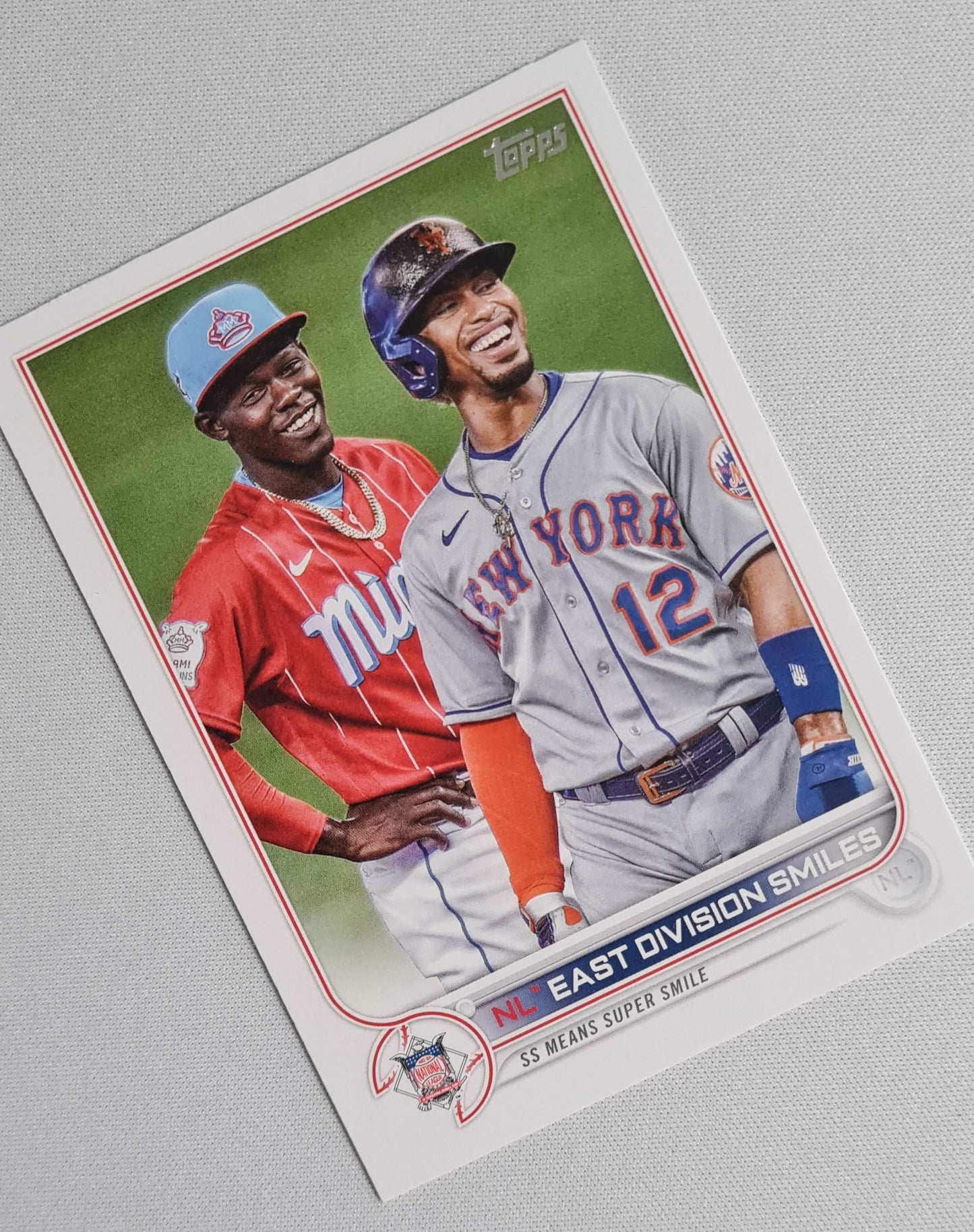 2022 Topps NL East Division Smiles #98 New York Mets & Miami Marlins