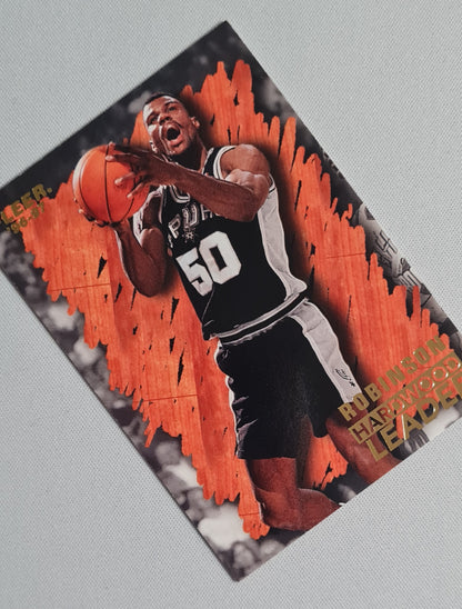 David Robinson - 1996/97 Fleer Hardwood Leader #143 San Antonio Spurs