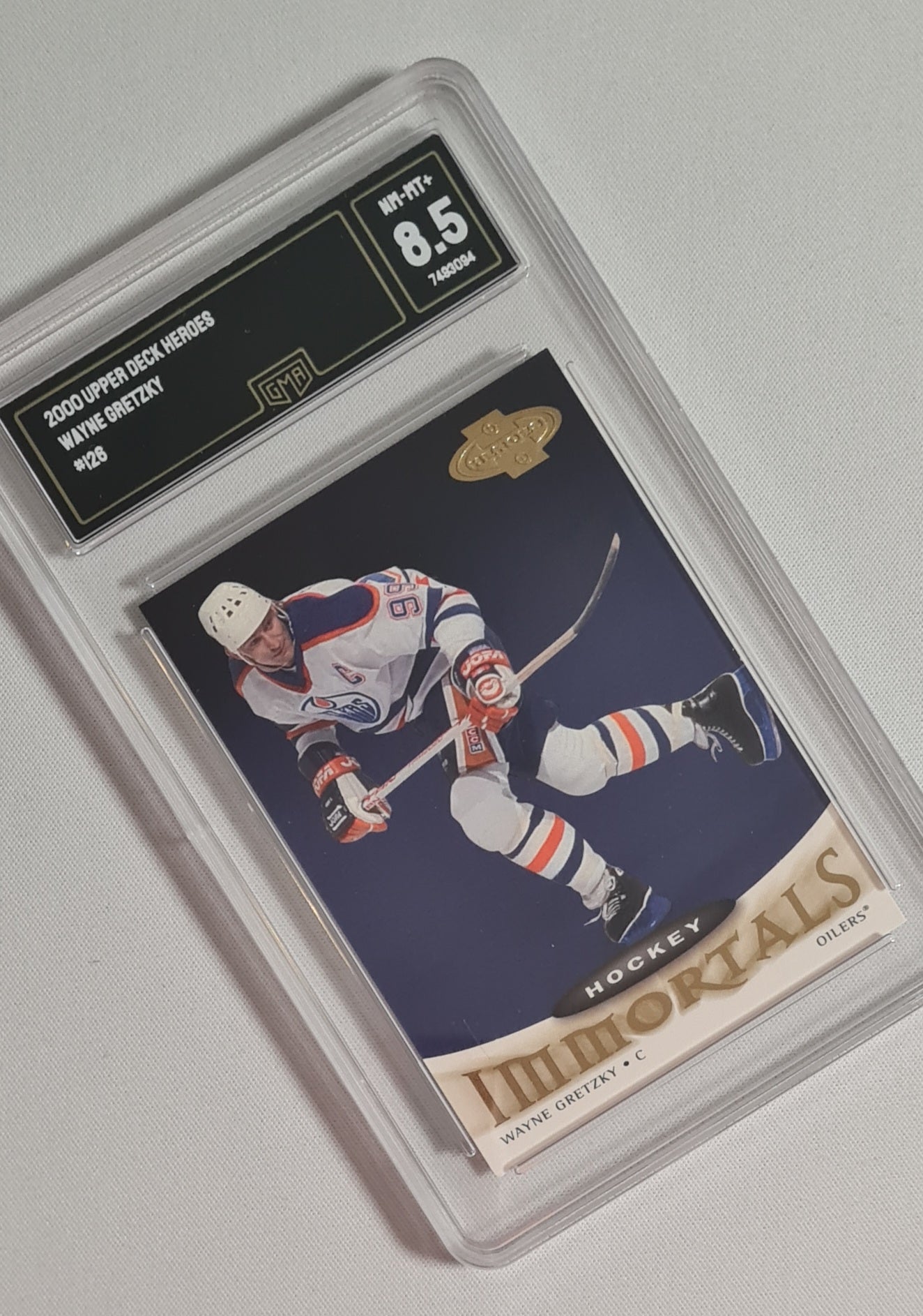 Wayne Gretzky - 2000 Upper Deck Heroes #126 "Immortals" - GMA 8.5 NM-MT+