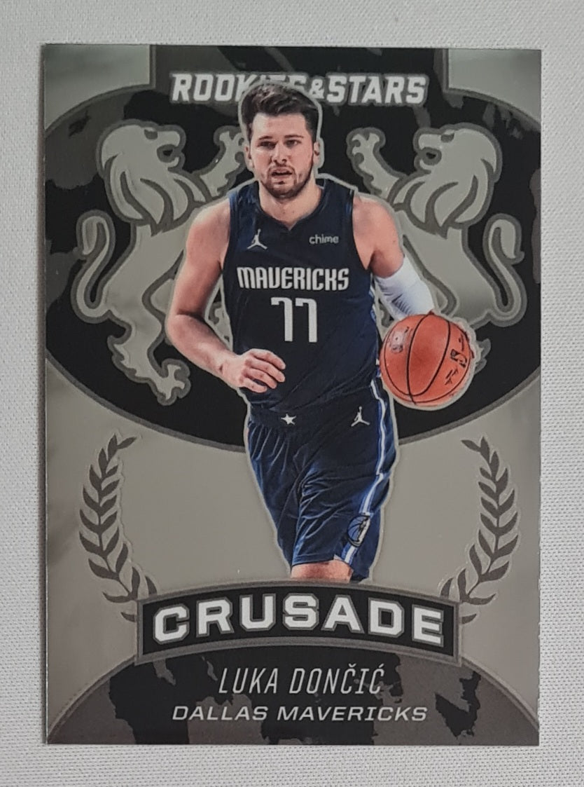 Luka Dončić - 2020/21 Panini #519 Crusade Rookie & Stars