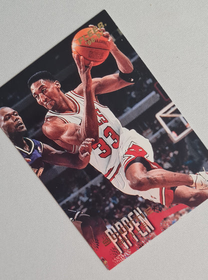 Scottie Pippen - 1996/97 Fleer #15