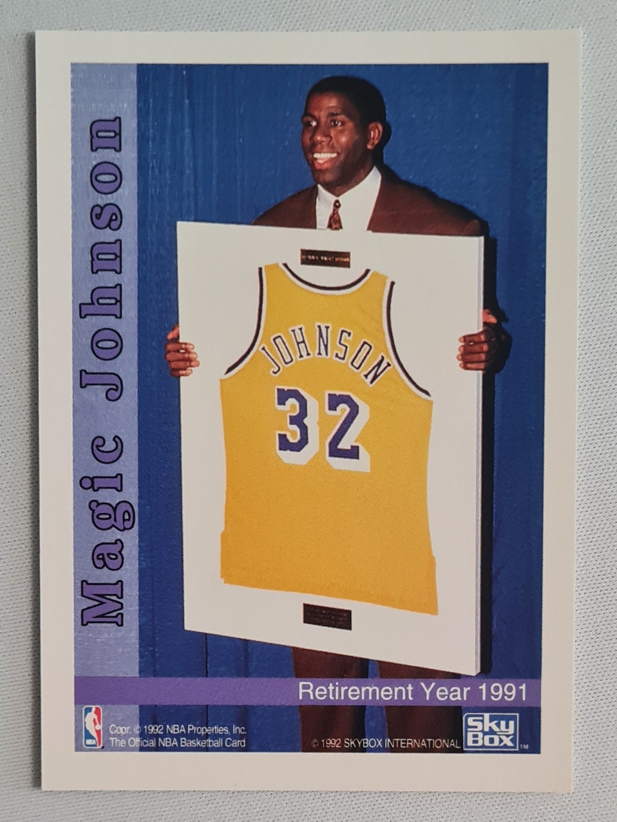 Magic Johnson - 1992 SkyBox NBA Hoops - Rookie vs Retirement Year L.A. Lakers