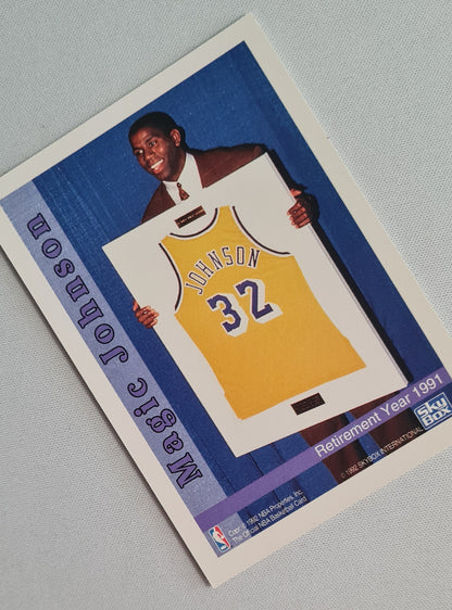 Magic Johnson - 1992 SkyBox NBA Hoops - Rookie vs Retirement Year L.A. Lakers