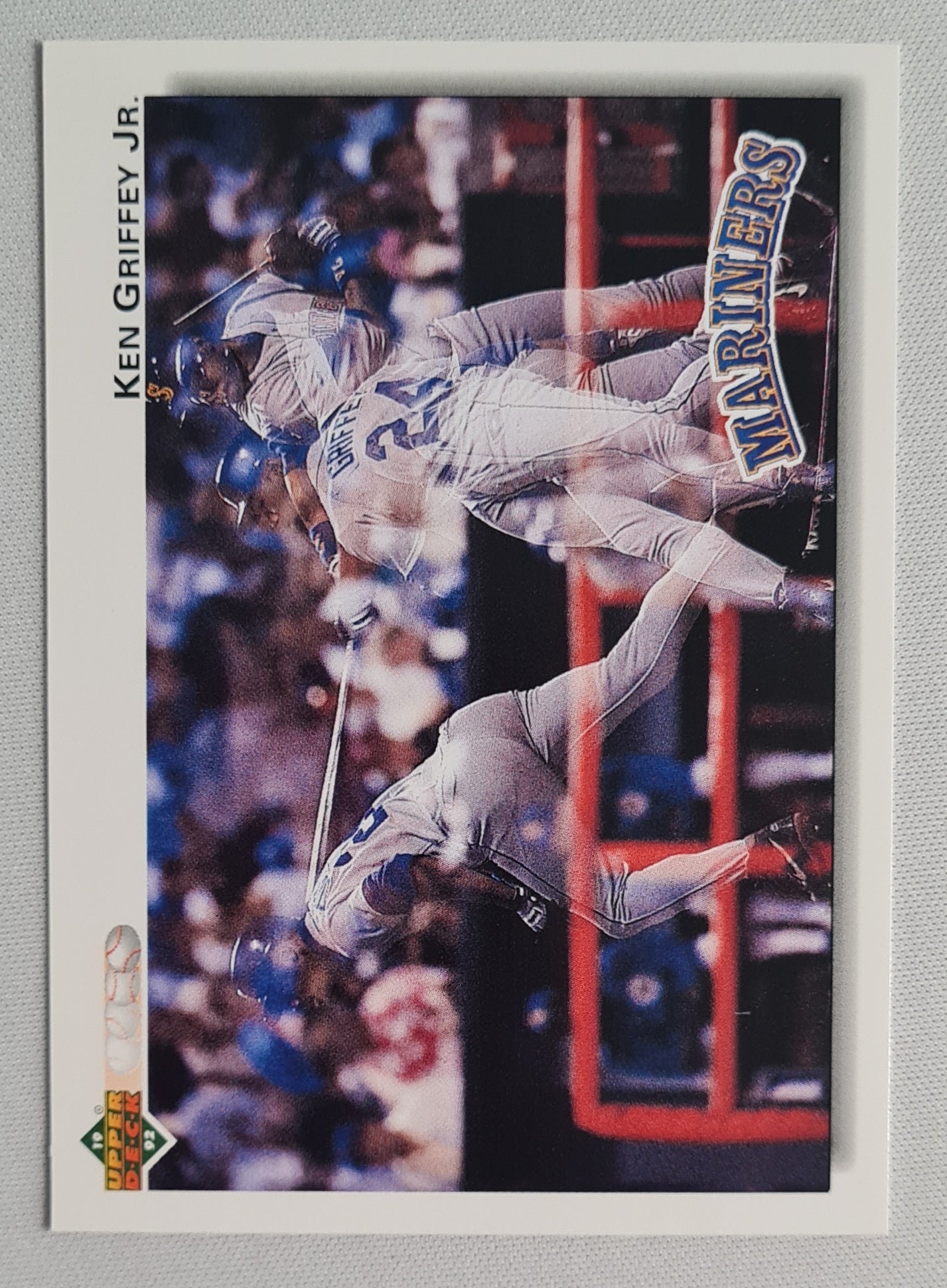 Ken Griffey Jr. - 1992 Upper Deck #424 Seattle Mariners
