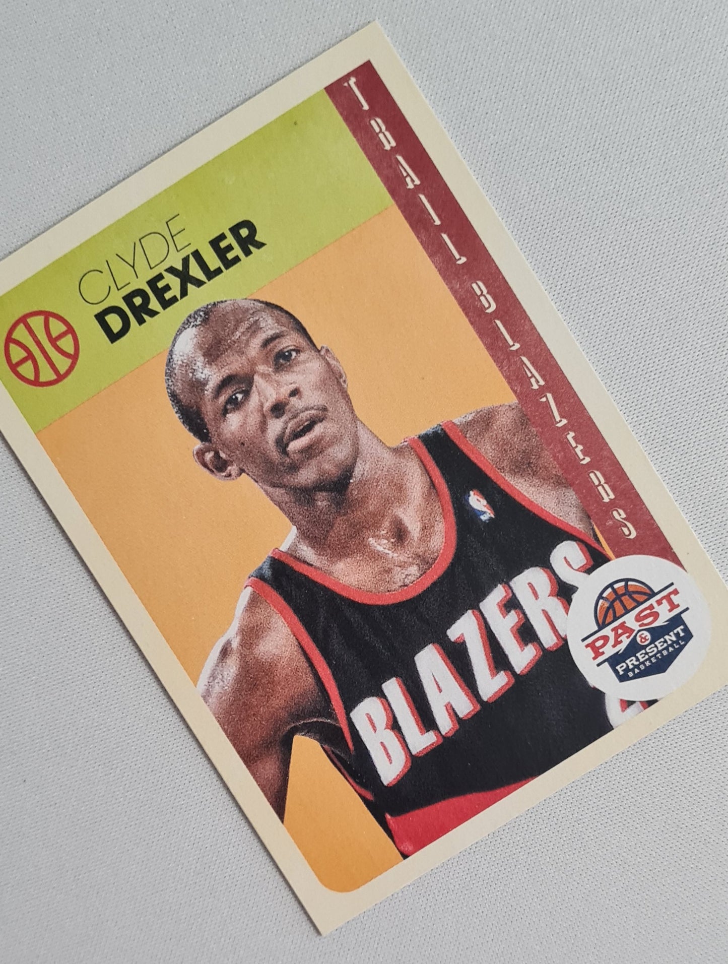 Clyde Drexler - 2012/13 Panini Past and Present Basketball NBA Blazers #34