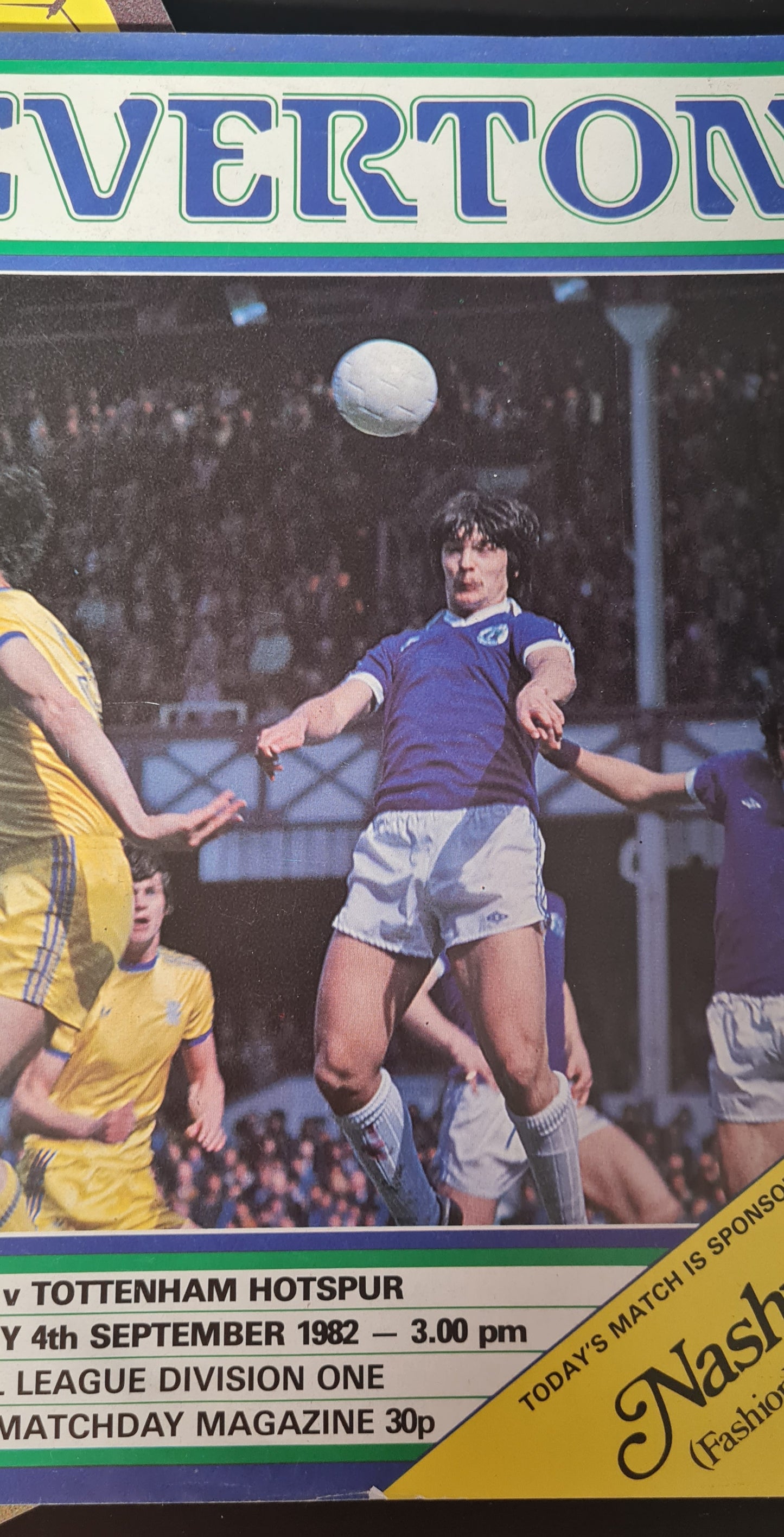 Soccer Everton Official Programme Lot of 2 - 1982 Everton vs Tottenham Football League division 1 (NEC)