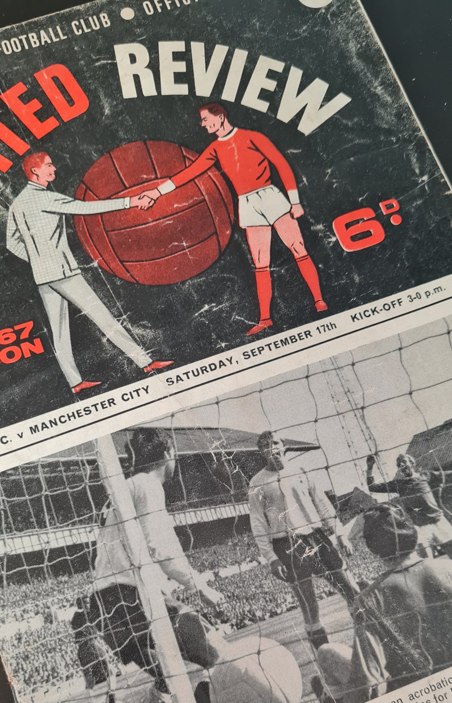 United Review Official Programme - 1966-67 Manchester United vs Manchester City 17 September