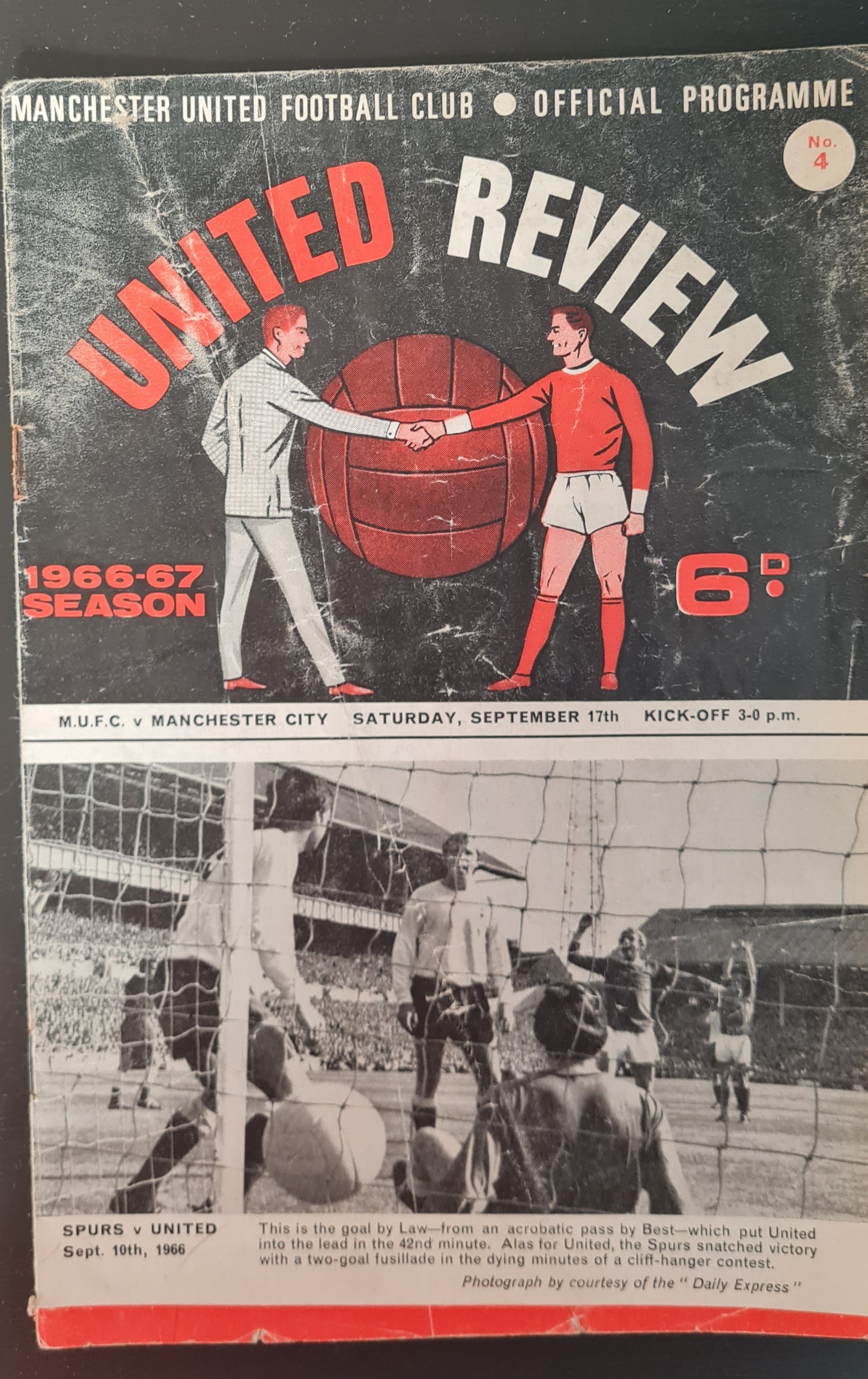 United Review Official Programme - 1966-67 Manchester United vs Manchester City 17 September