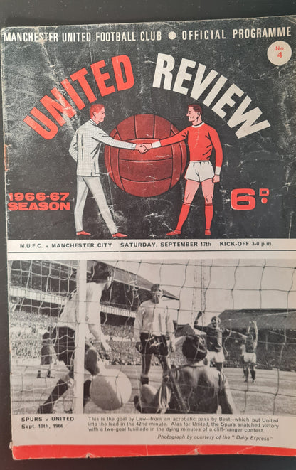 United Review Official Programme - 1966-67 Manchester United vs Manchester City 17 September