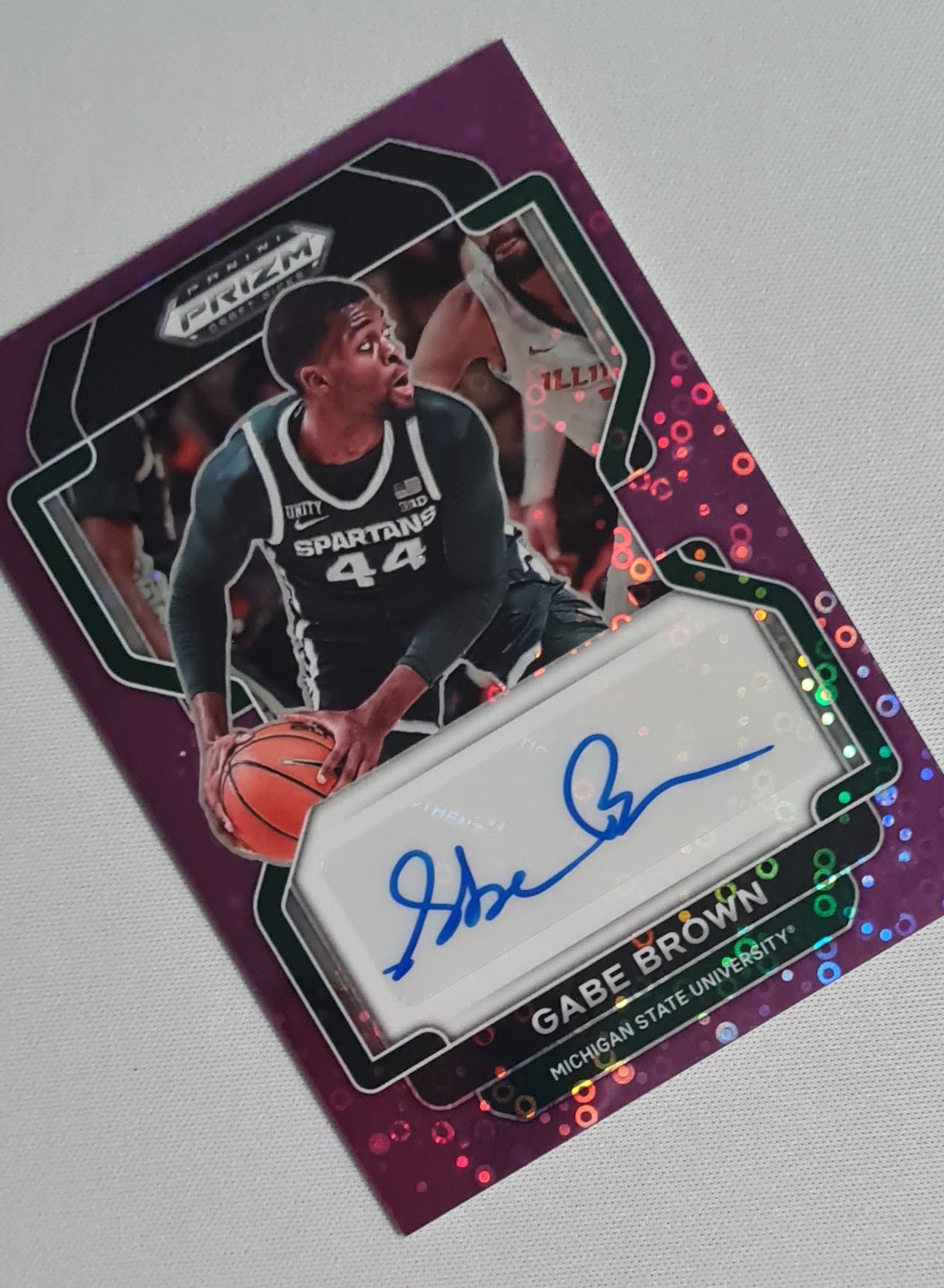 Gabe Brown - 2022 Panini Prizm Draft Picks Michigan State University #DP-GBR Purple Circle Prizm /50 + Autograph