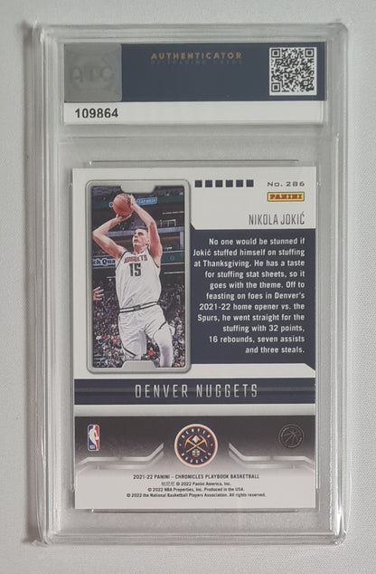 Nikola Jokic - 2022 Panni Chronicles Playbook NBA Denver Nuggets #286 ATC 8.5