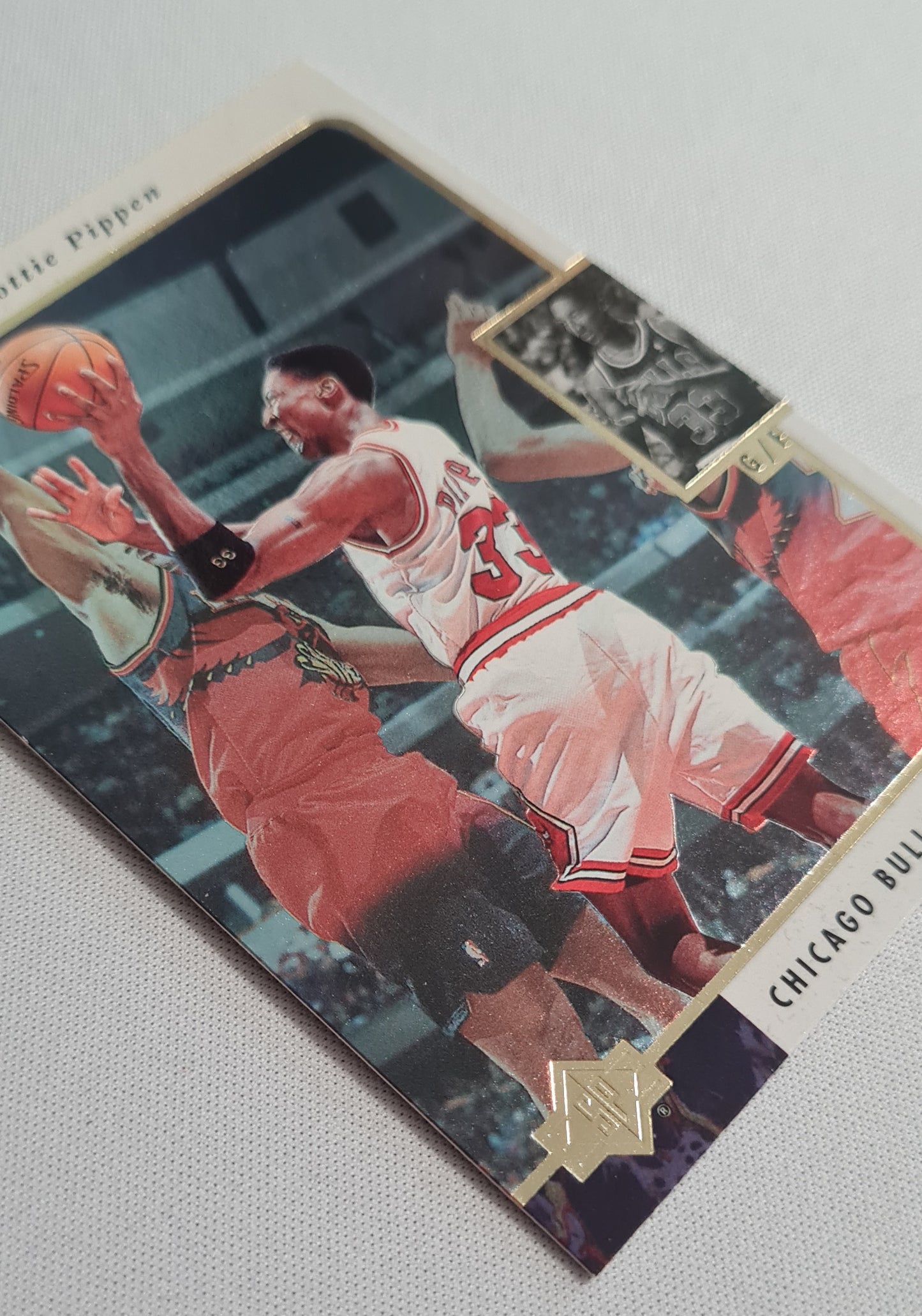 Scottie Pippen - 1996 Upper Deck /hologram combination NBA Chicago Bulls #21 SP