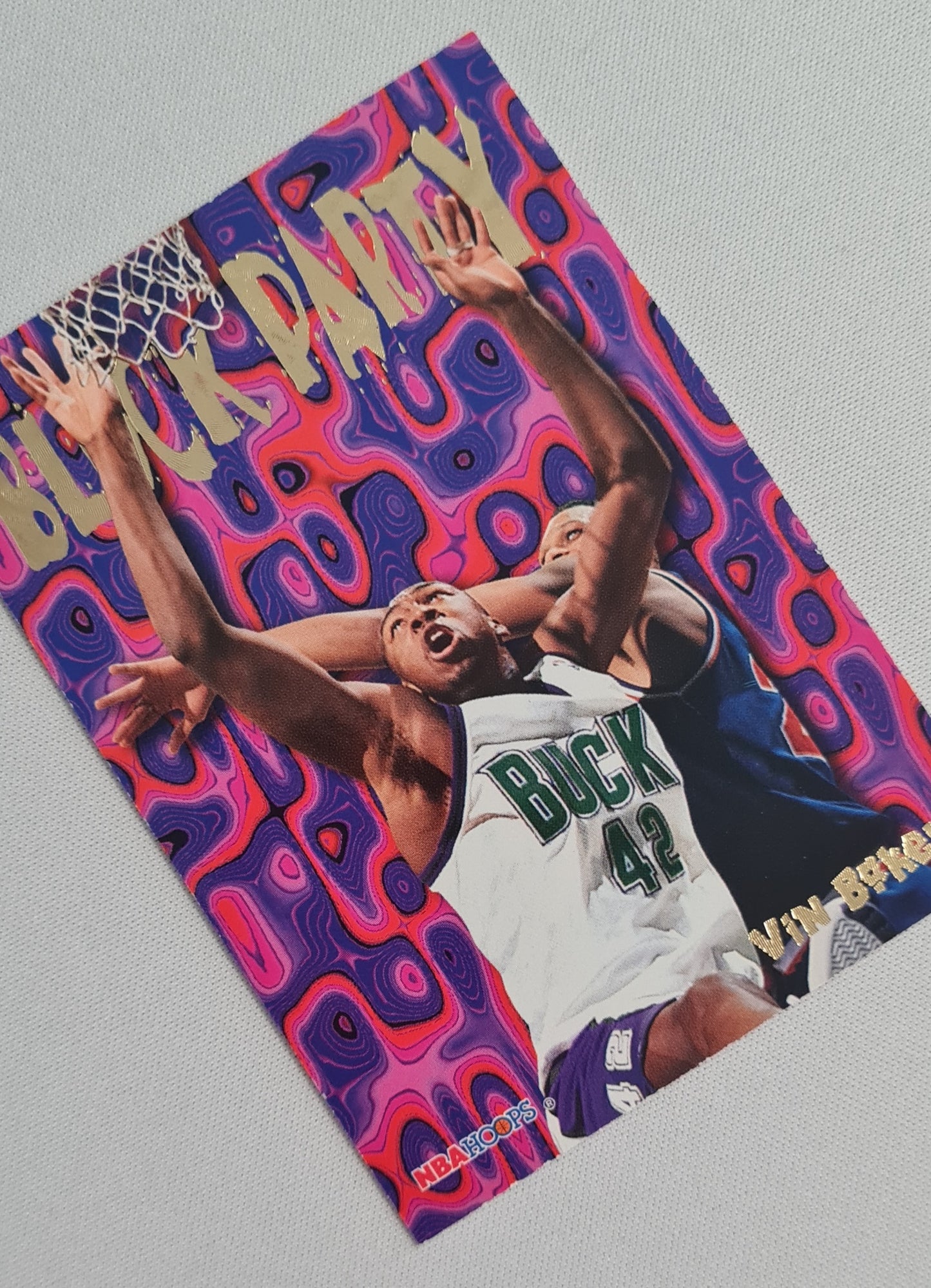 Vin Baker - 1995 SkyBox Basketball Block Party - NBA Bucks 11 of 25