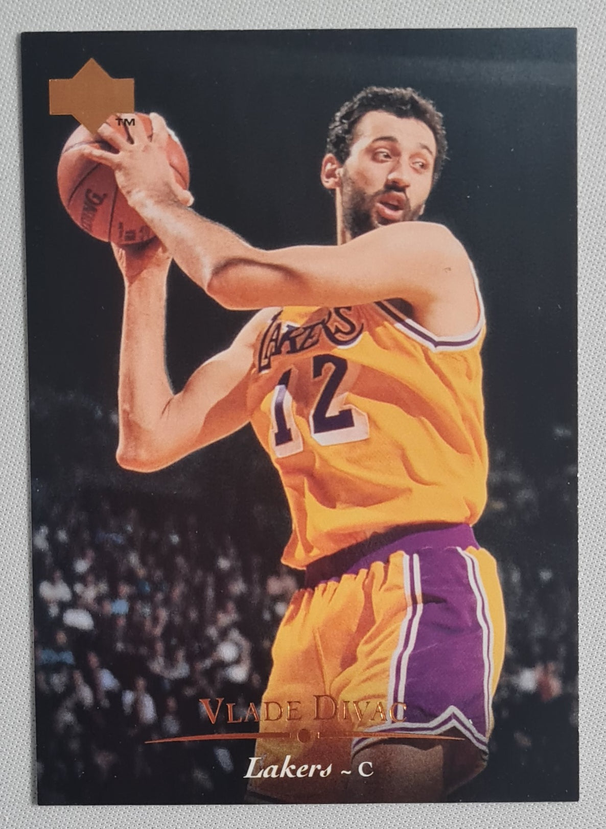 Vlade Divac - 1995 Upper Deck NBA Basketball L.A. Lakers  #79
