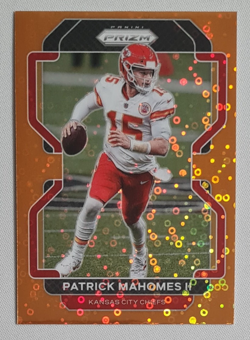 Patrick Mahomes II- 2021 Panini Prizm Football NFL Chiefs #190 Orange Disco Prizm