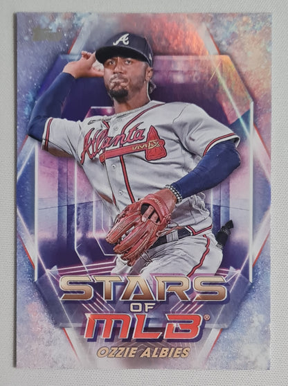 Ozzie Albies - 2023 Topps "Stars of MLB"  - Altanta Braves #SMLB -29 Refractor