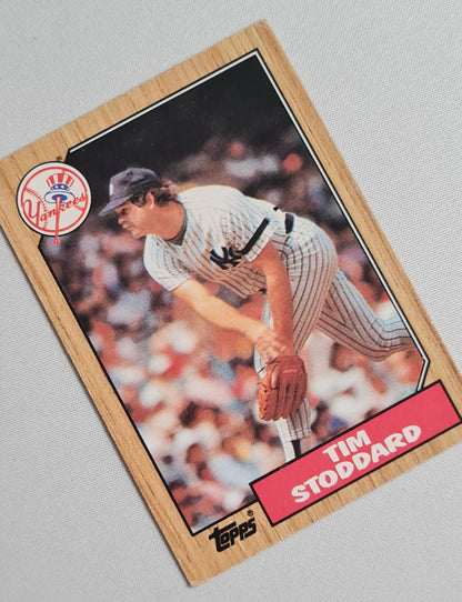 Tim Stoddard - 1987 Topps "Chewing Gum" Card Baseball New York Yankees #788