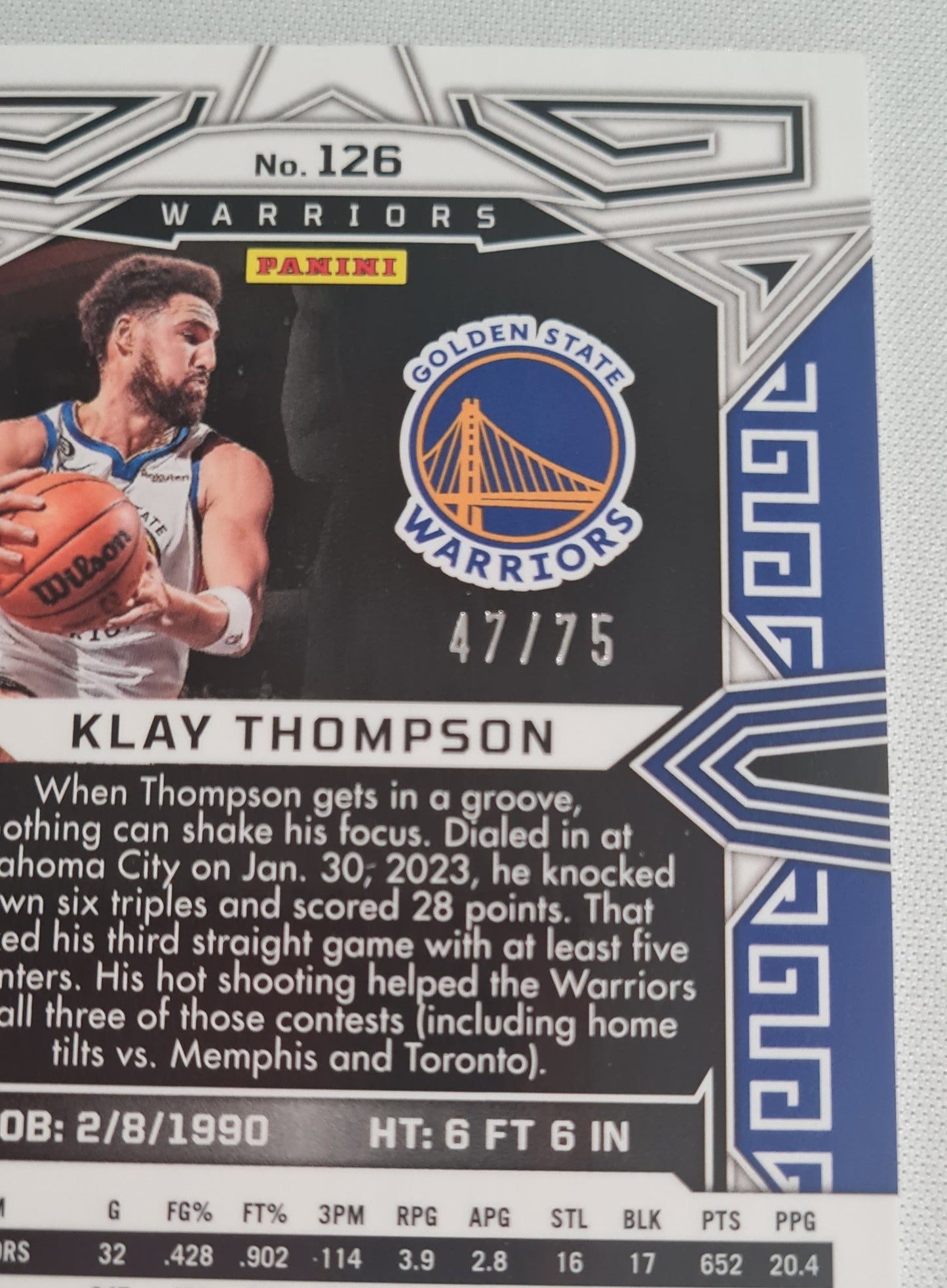 Klay Thompson - 2022/23 Panini Obsidian Basketball NBA Electric Etch Red Yellow & Green Flood #126 /75