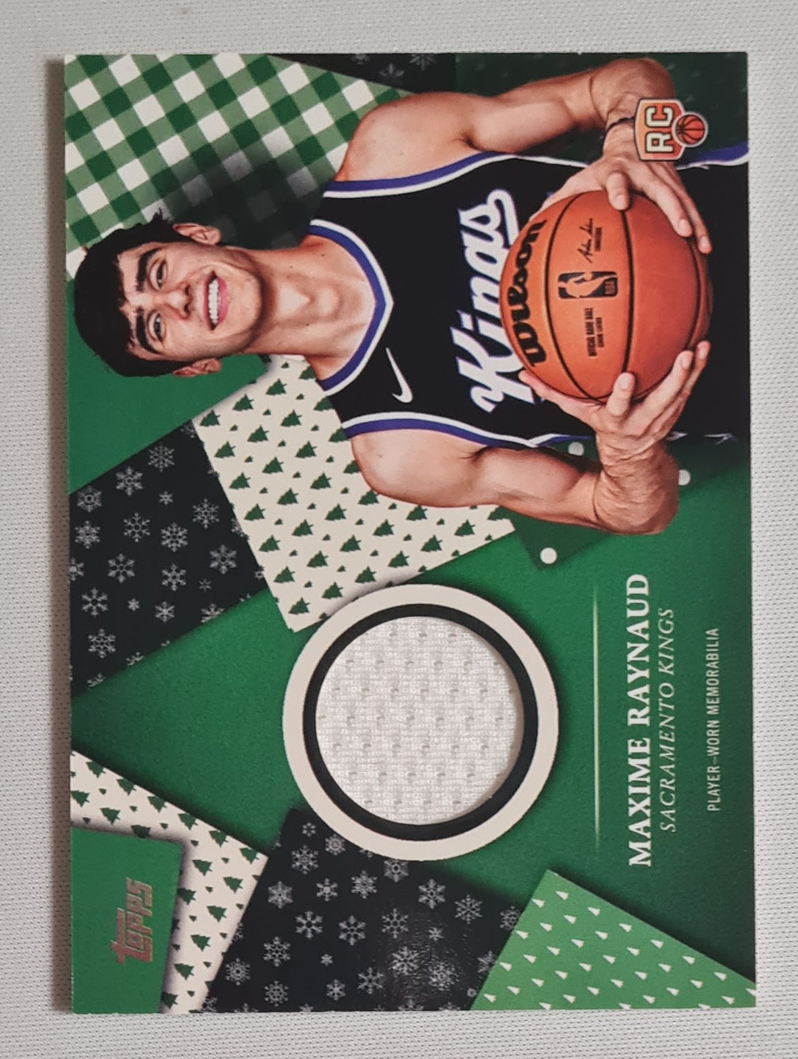 Maxime Raynaud - 2025 Topps Holiday Relic Card Mega Basketball NBA Sacramento Kings #HR-37 /Patch