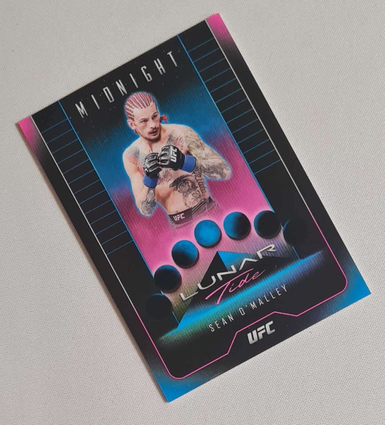 Sean O'Malley - 2024 Topps Lunar Tide UFC Midnight #LT-12